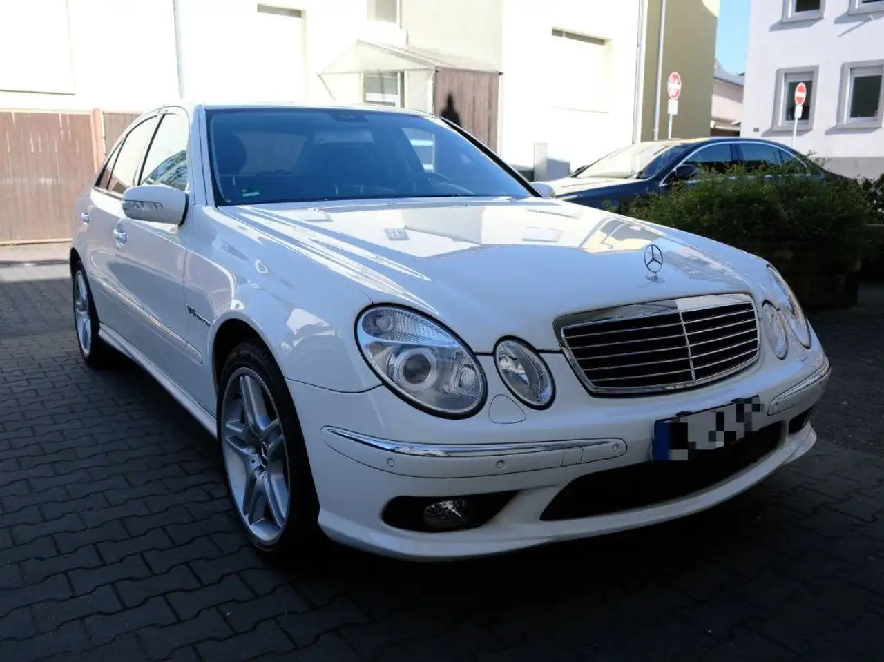 Mercedes-Benz E 55 AMG