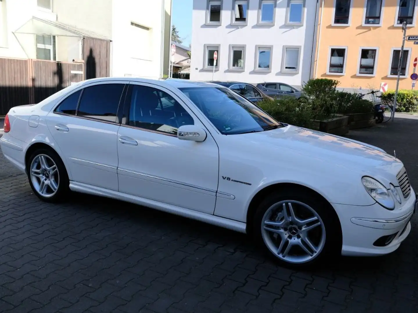 Mercedes-Benz E 55 AMG E 55 AMG Automatik Gümüş rengi - 2