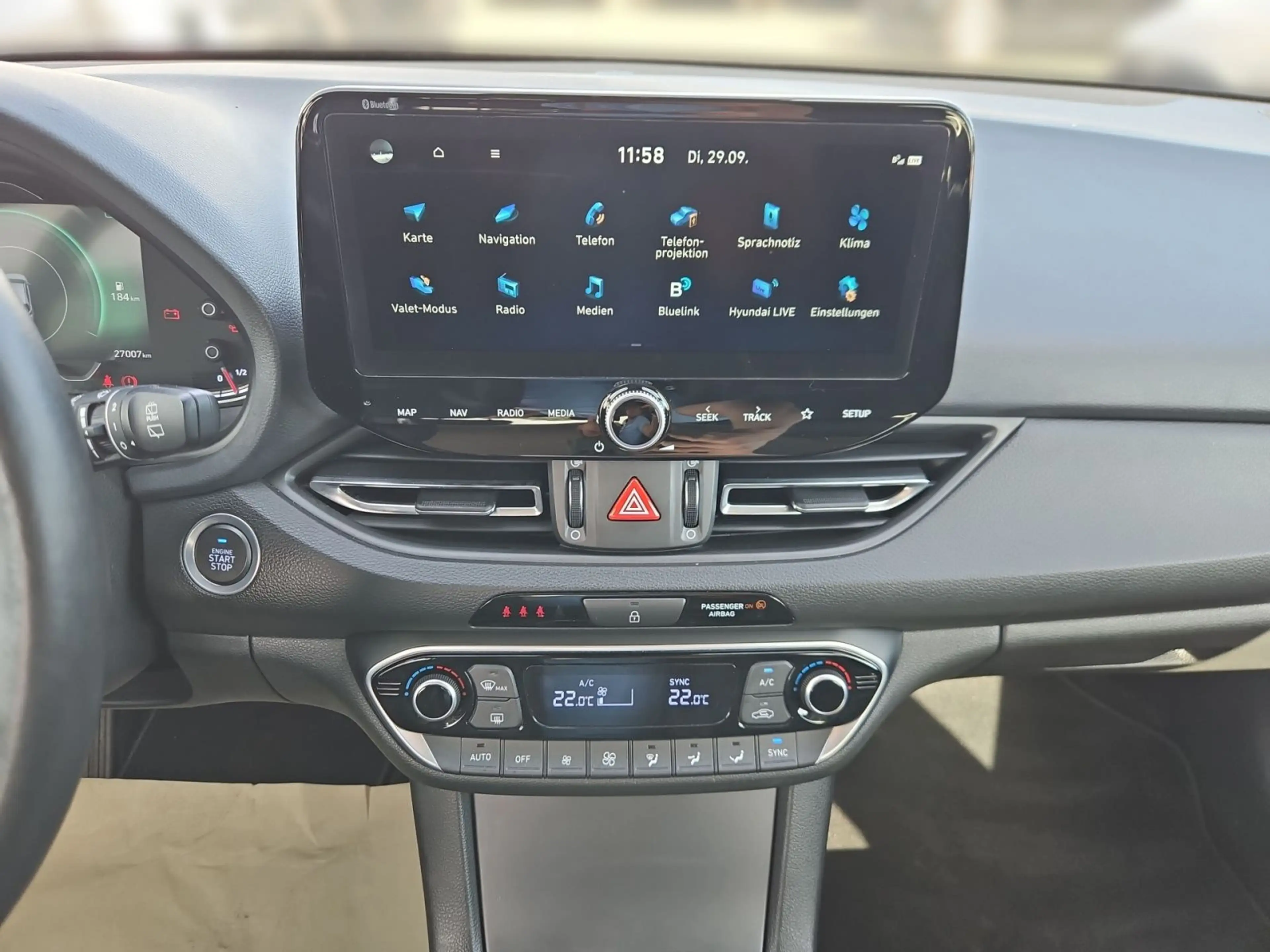 Hyundai i30 1.5 T-GDi 48V Prime MJ2023 Allwetter — photo 9