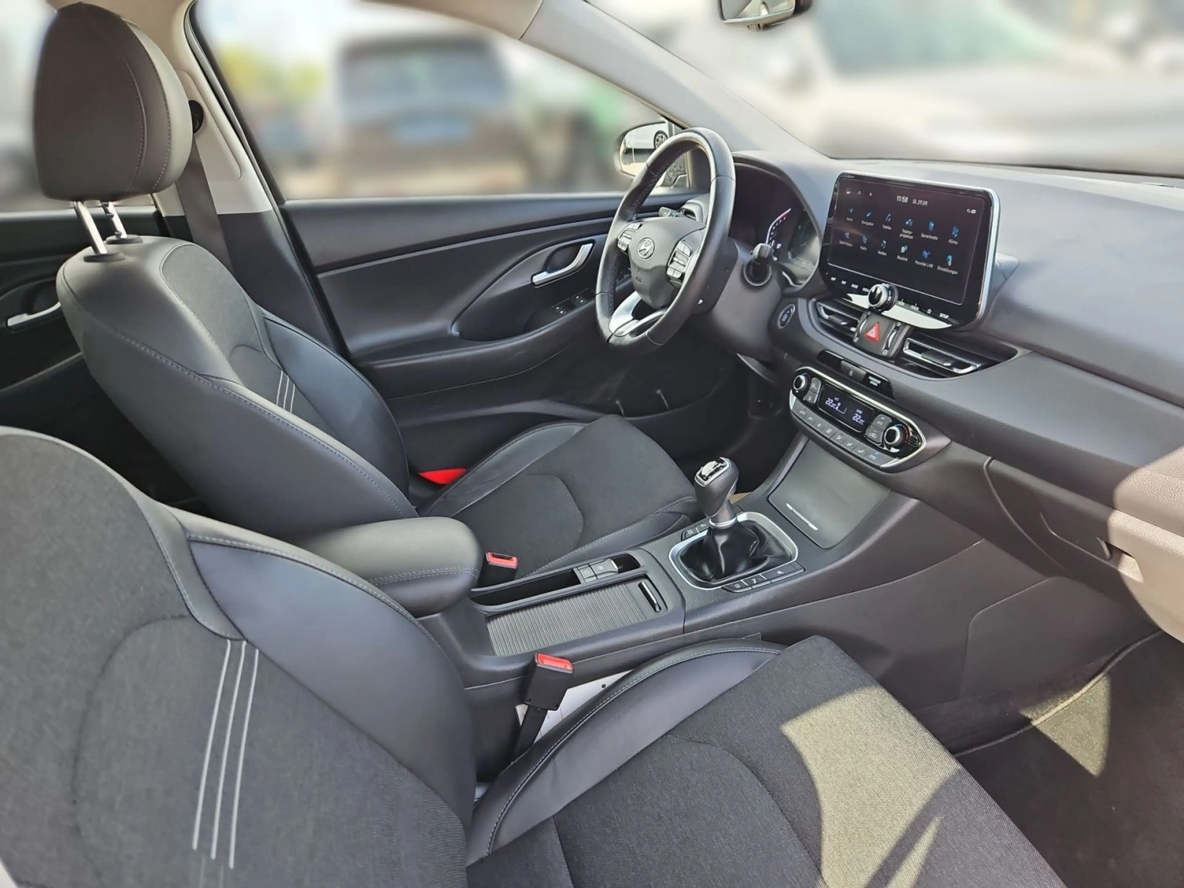 Hyundai i30 1.5 T-GDi 48V Prime MJ2023 Allwetter — photo 14