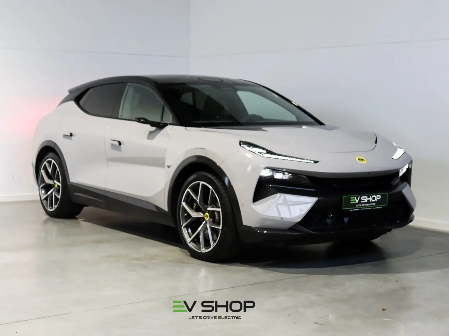 Lotus Eletre 450 S-Carbon-Virt. Spiegels-360°- 97.4% SOH Argent - 1