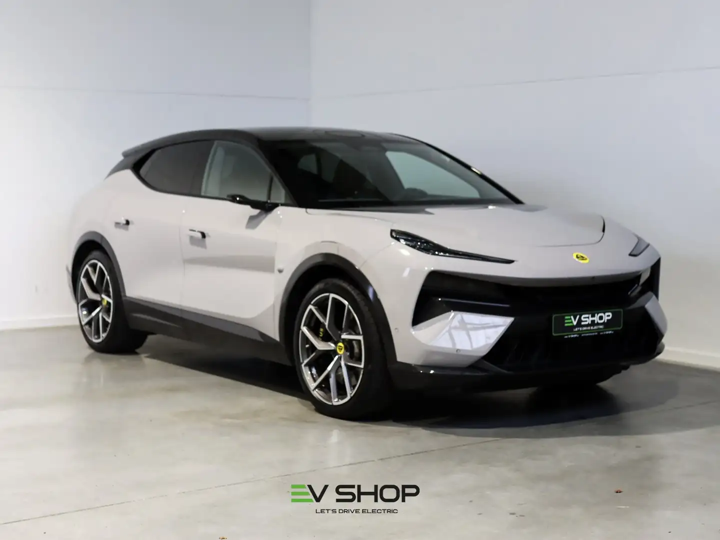 Lotus Eletre 450 S-Carbon-Virt. Spiegels-360°- 97.4% SOH Argent - 2