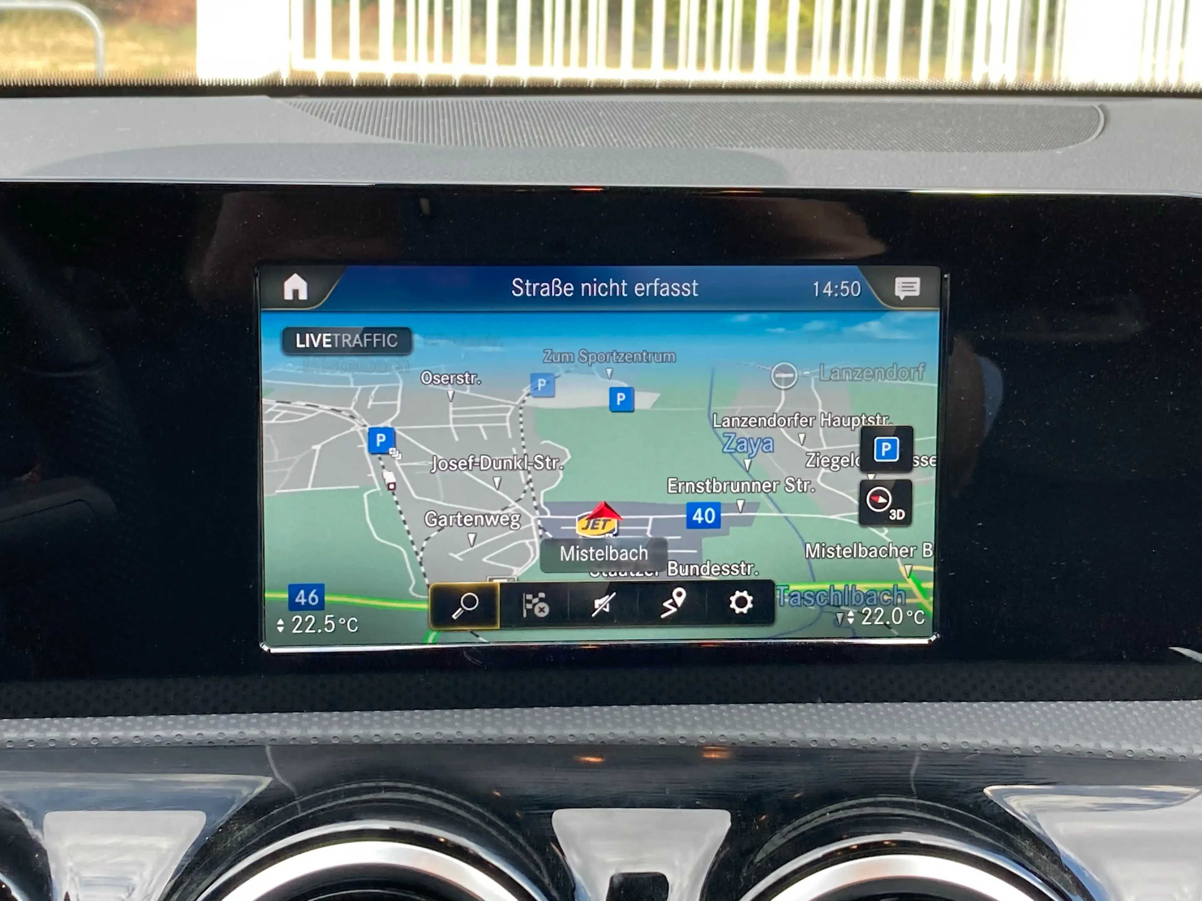 Mercedes-Benz A 200 d /// AMG Line — photo 5