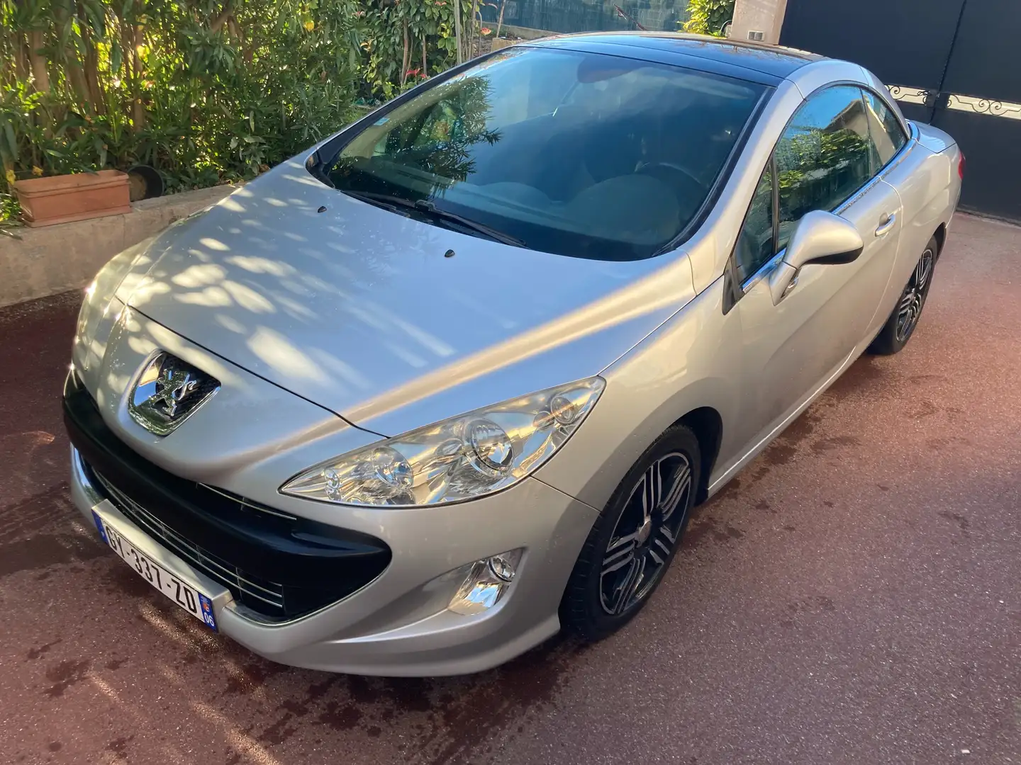 Peugeot 308 CC 2.0 HDi 16V 140ch FAP Sport Pack BVM6 Argent - 1