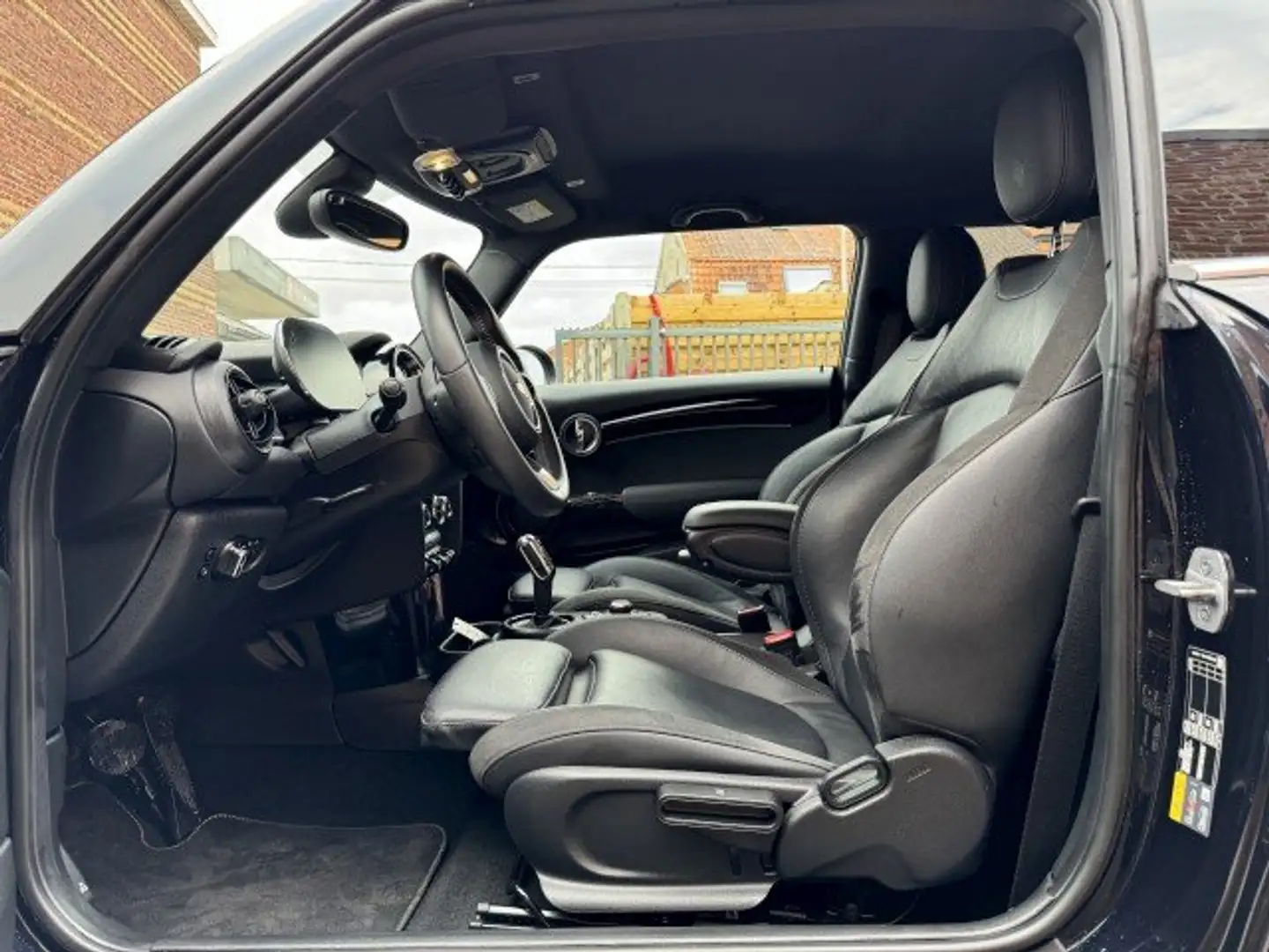 MINI Cooper SE Mini cooper Se"elektrisch"Full-option/25000km/2023 Zwart - 2