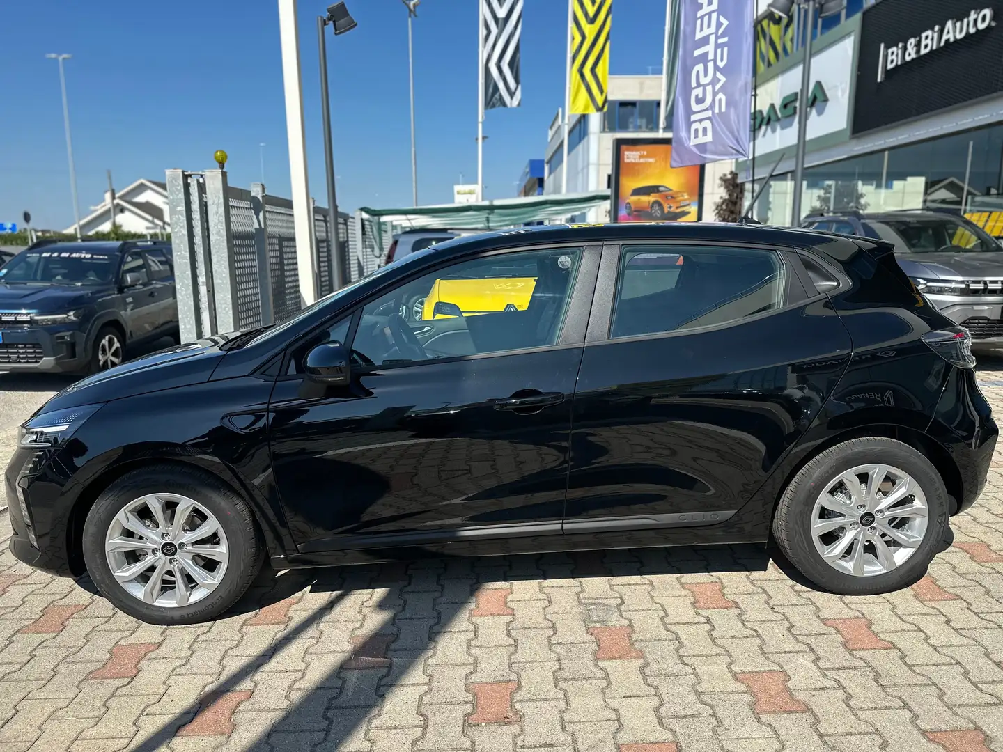Renault Clio Clio V 2023 1.0 eco-g Evolution 100cv Nero - 2