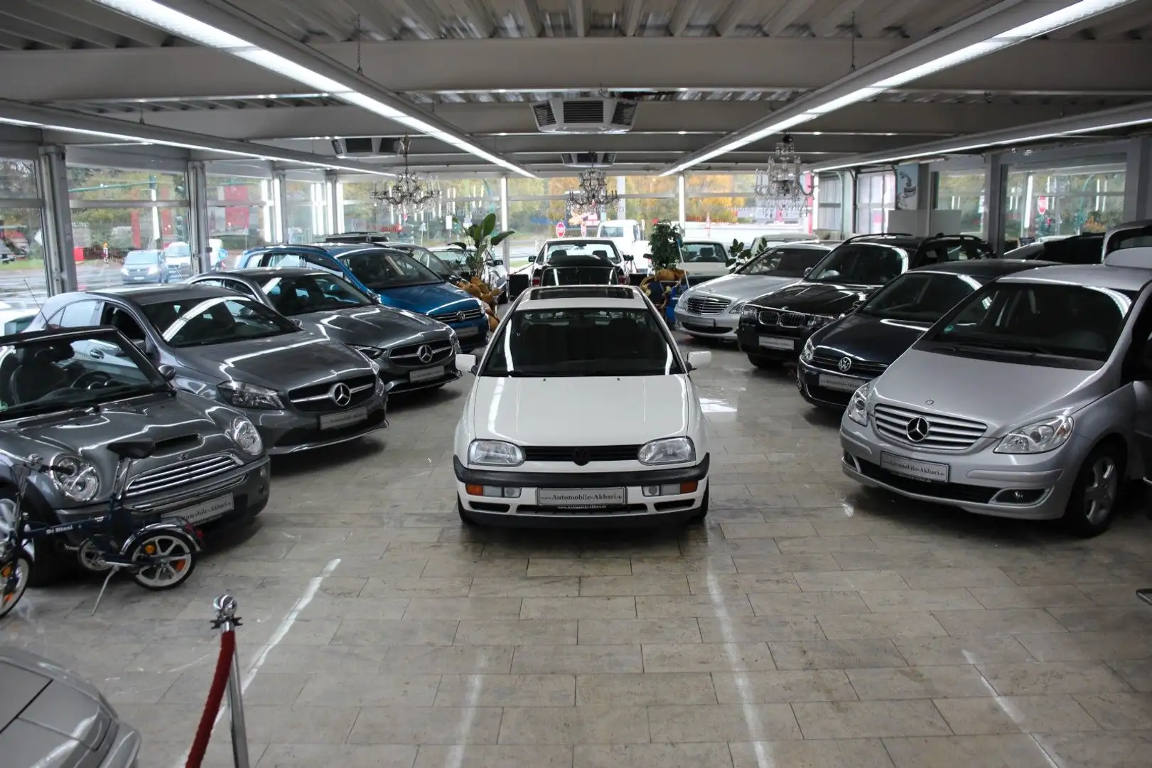 Volkswagen Golf 1.8 GL Automatik *H-Zulassung* Weiß - 1