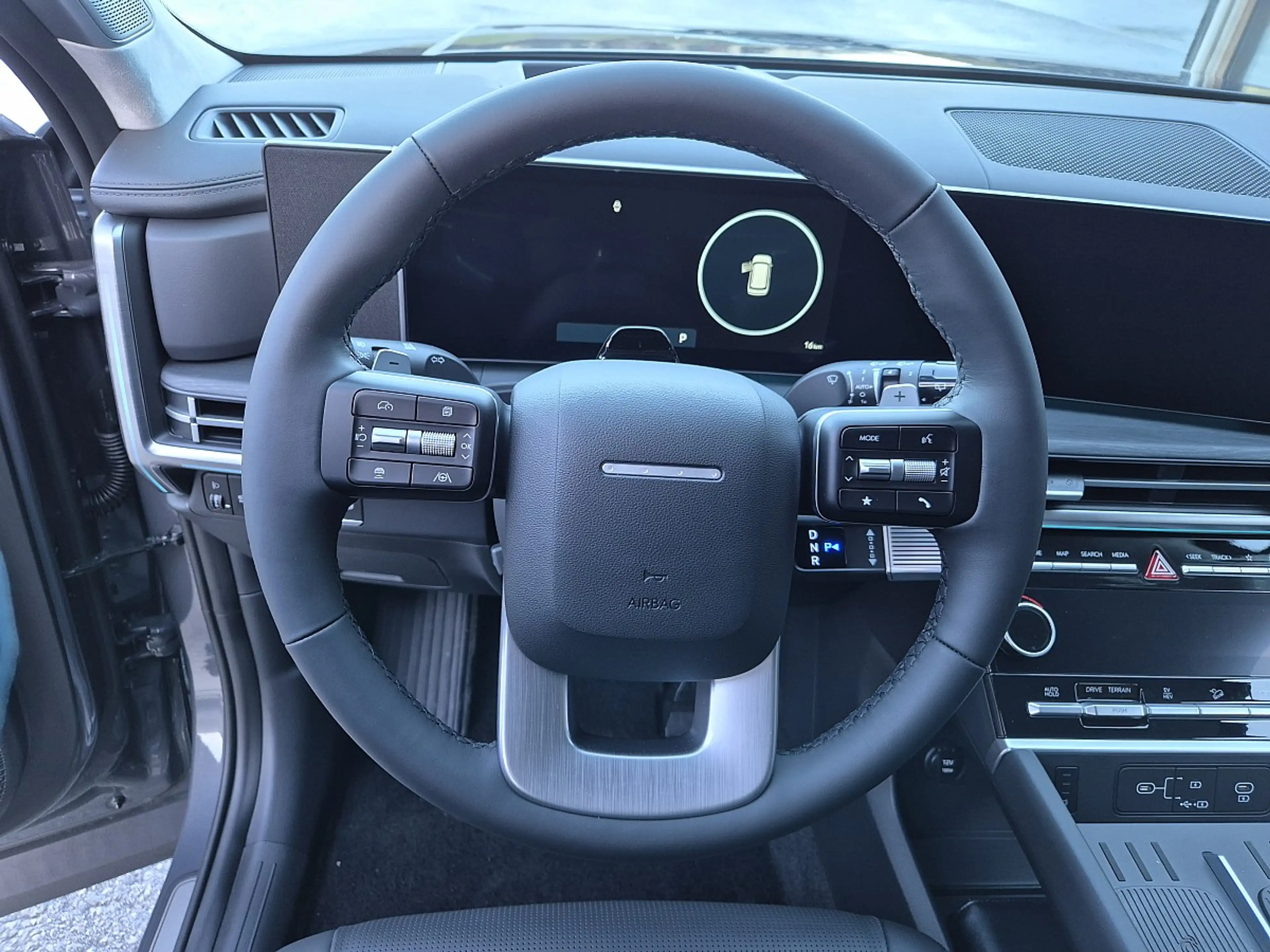 Hyundai SANTA FE Santa Fe 1,6 T-GDI Plug-In 4WD Prestige Line Aut. — photo 14