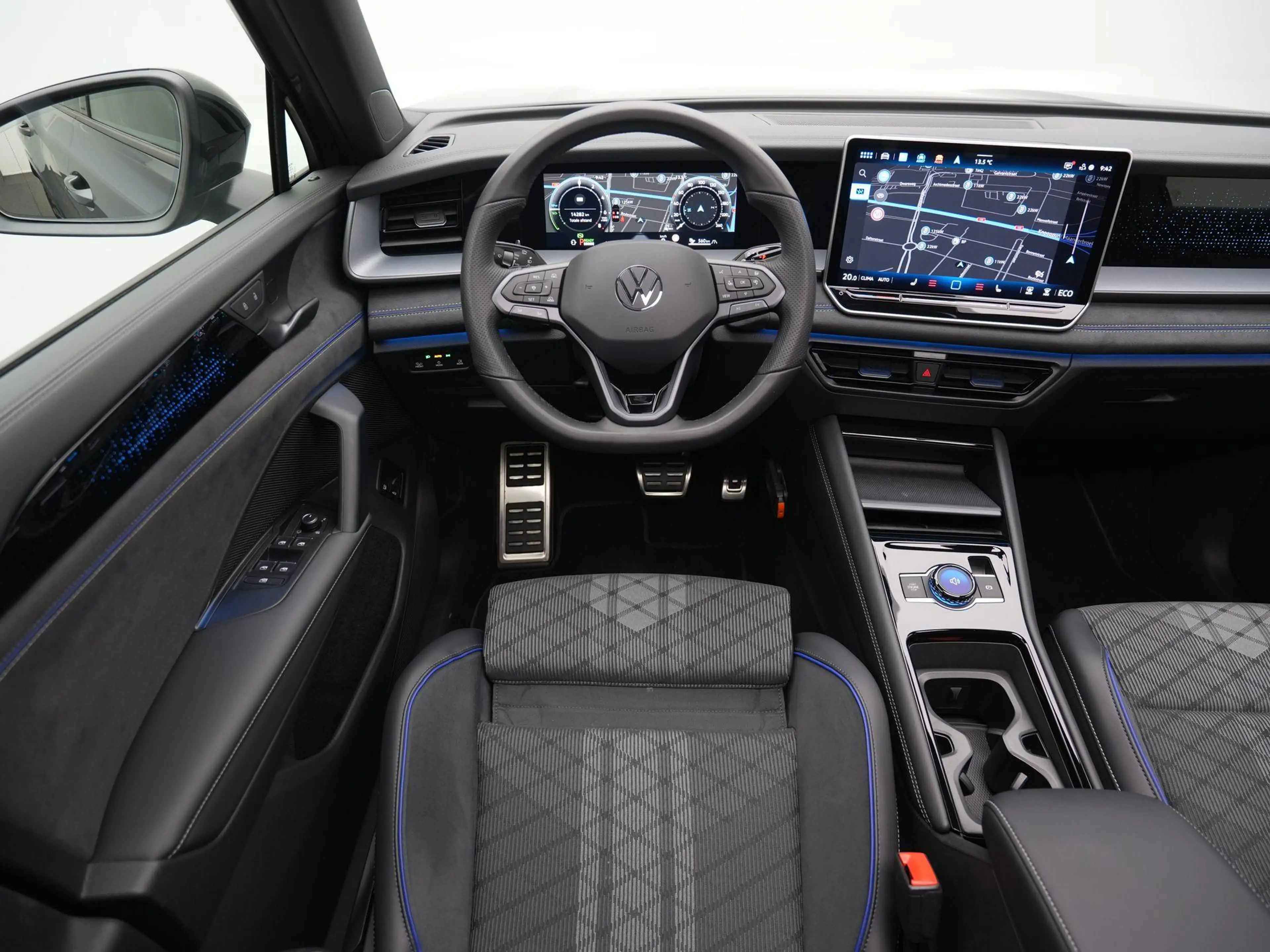 Volkswagen Tayron 1.5 eHybrid 272pk R-Line Edition | Panoramadak | M — photo 7