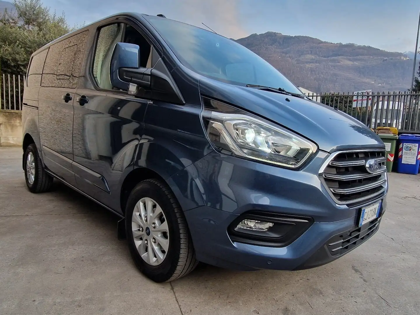 Ford Transit Custom DC Titan MHEV 300 L1 Blu/Azzurro - 2