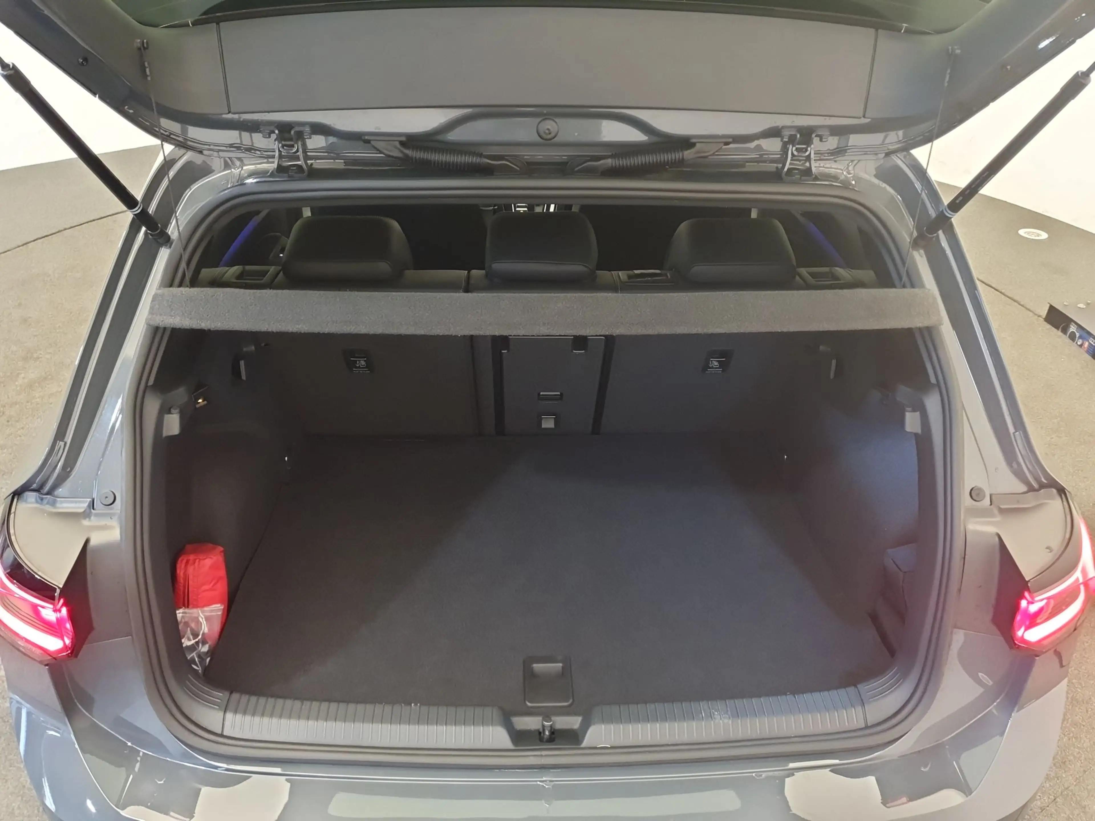 Volkswagen Golf GTE 1.5 eHybrid 272pk DSG/AUT Leder, Pano, Wegklapbare — photo 28