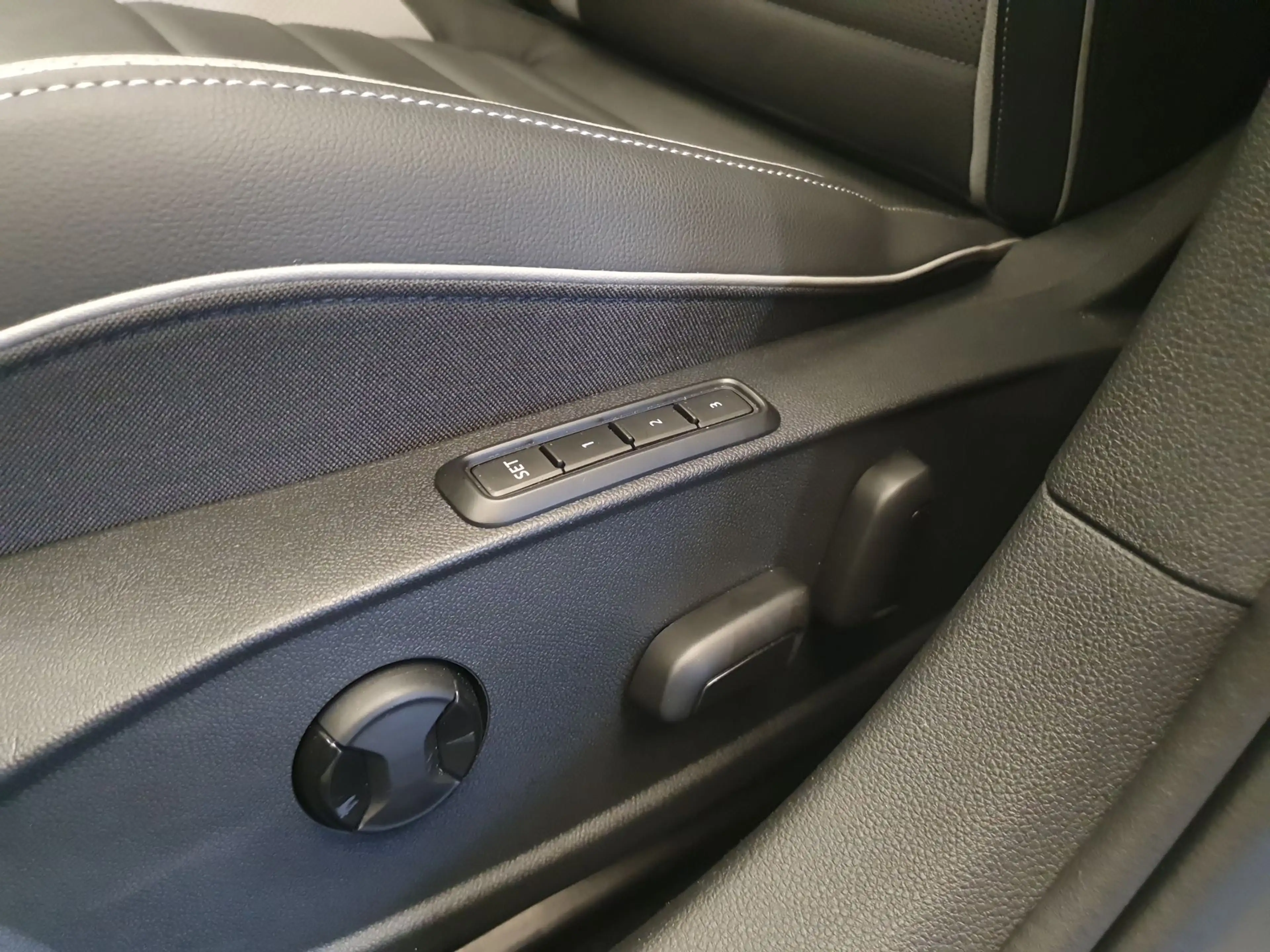 Volkswagen Golf GTE 1.5 eHybrid 272pk DSG/AUT Leder, Pano, Wegklapbare — photo 24