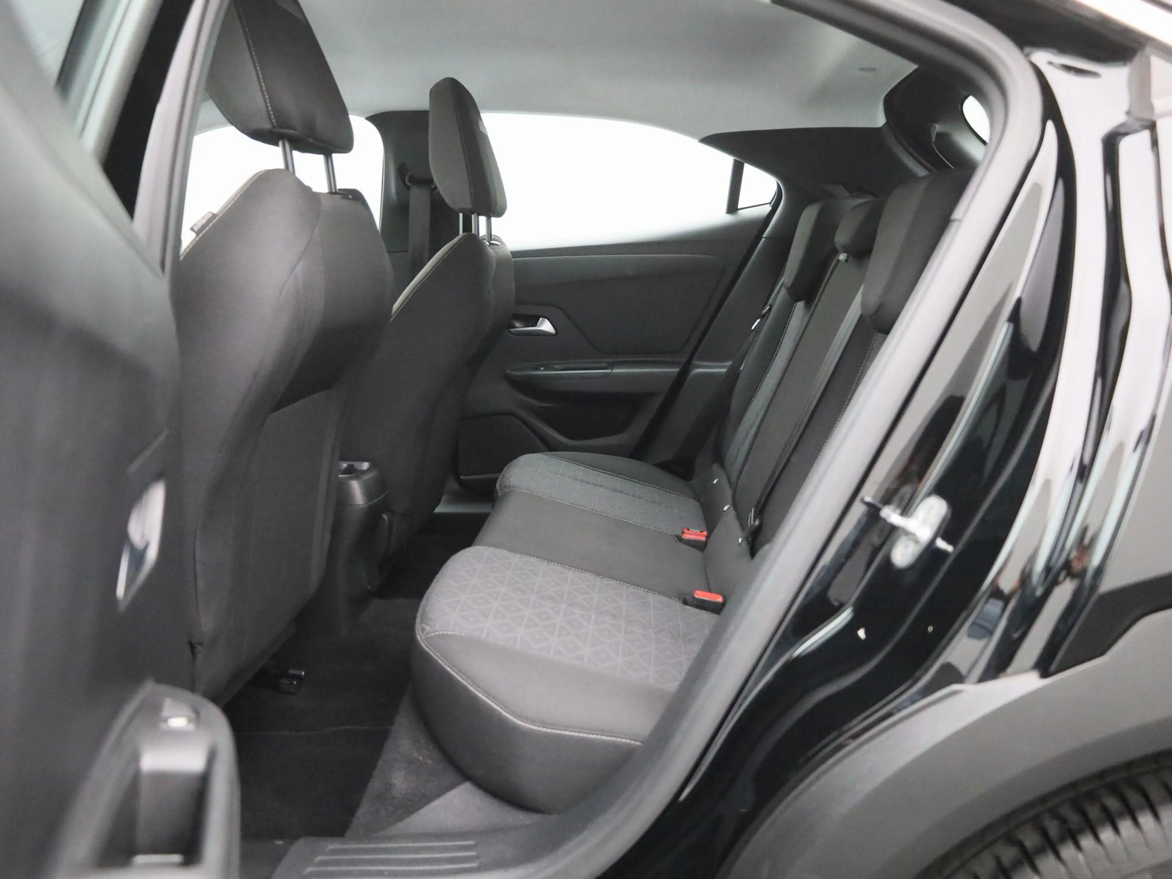 Opel Mokka-E Electric Level 2 50 kWh navi | carplay — photo 12