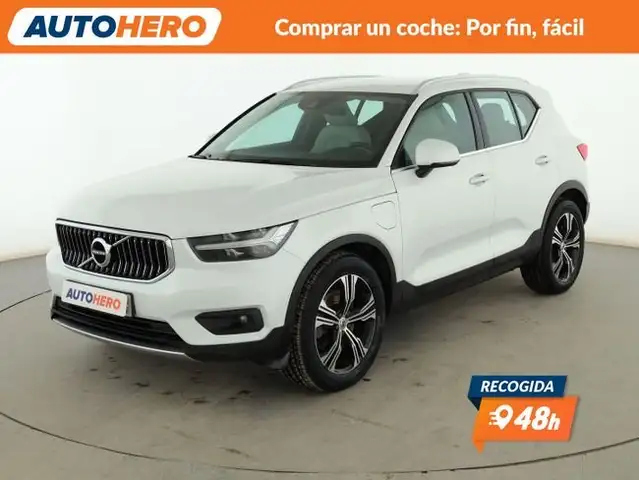 Volvo XC40 main image