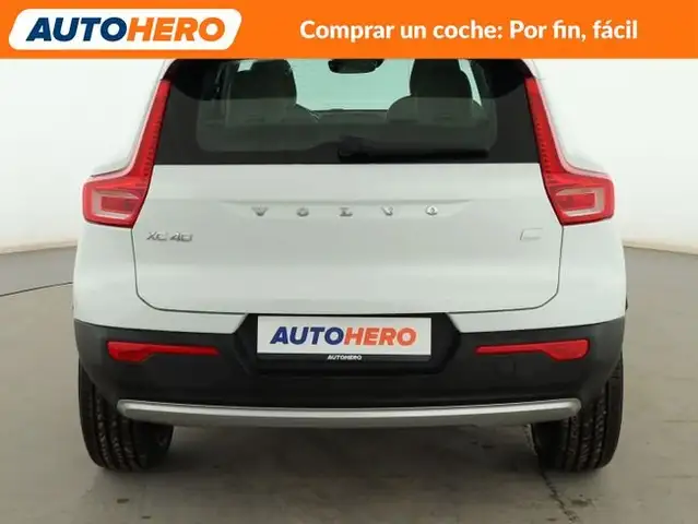 Volvo XC40 view 5