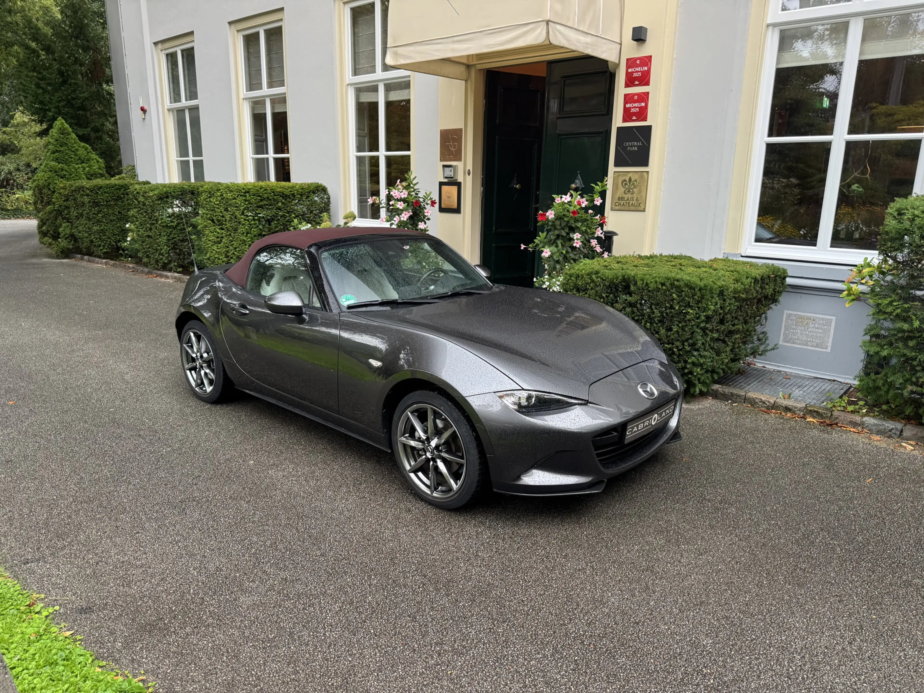 Mazda MX-5 2.0 SkyActiv-G 184 Sakura, Camera