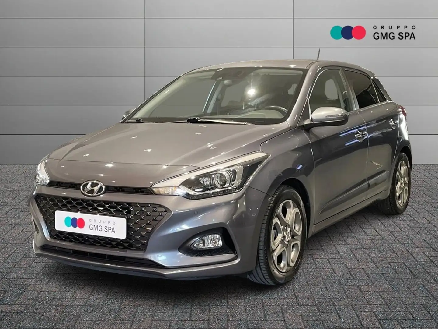Hyundai i20 II 2018 5p 1.2 mpi Connectline 75cv Gris - 1