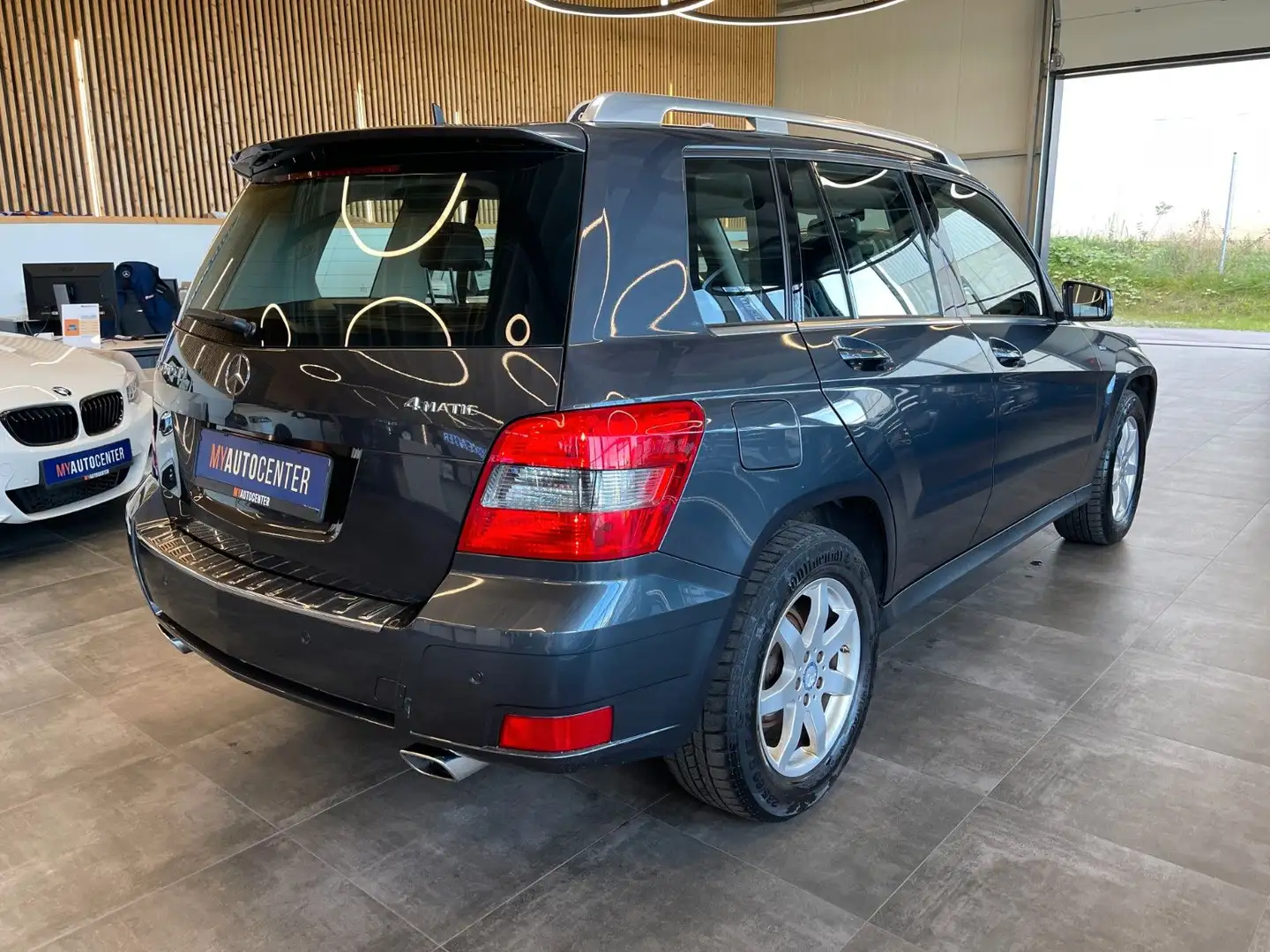 Mercedes-Benz GLK 350 CDI 4Matic *Navi*Klima*AHK*SHZ* Grau - 2
