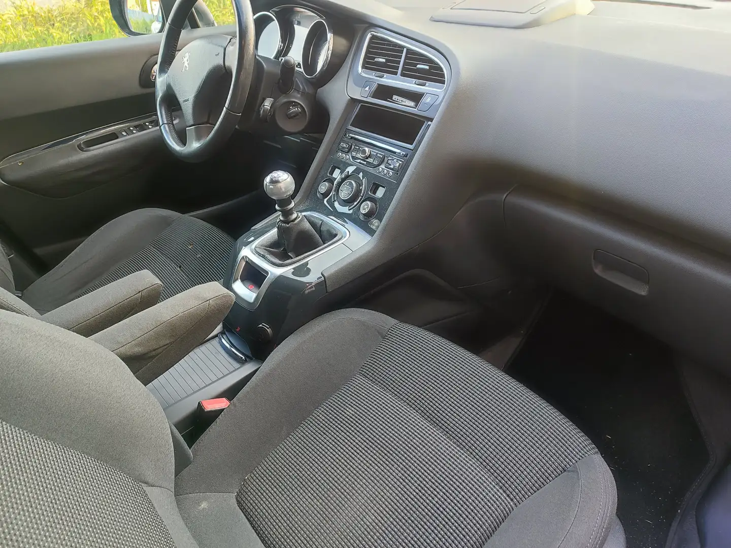Peugeot 5008 5008 I 2009 1.6 hdi 8v Access 115cv Szürke - 1