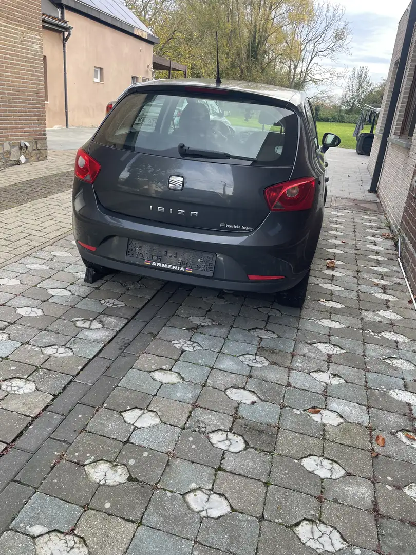 SEAT Ibiza 1.2 TDI CR Ecomotive Style Gris - 1