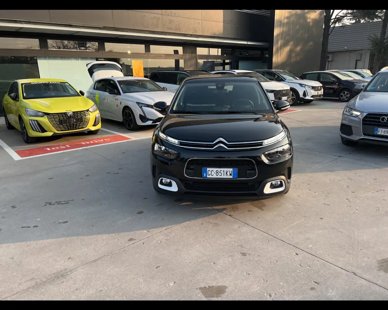 Citroen C4 Cactus Cactus 1.2 PureTech Shine Nero - 2