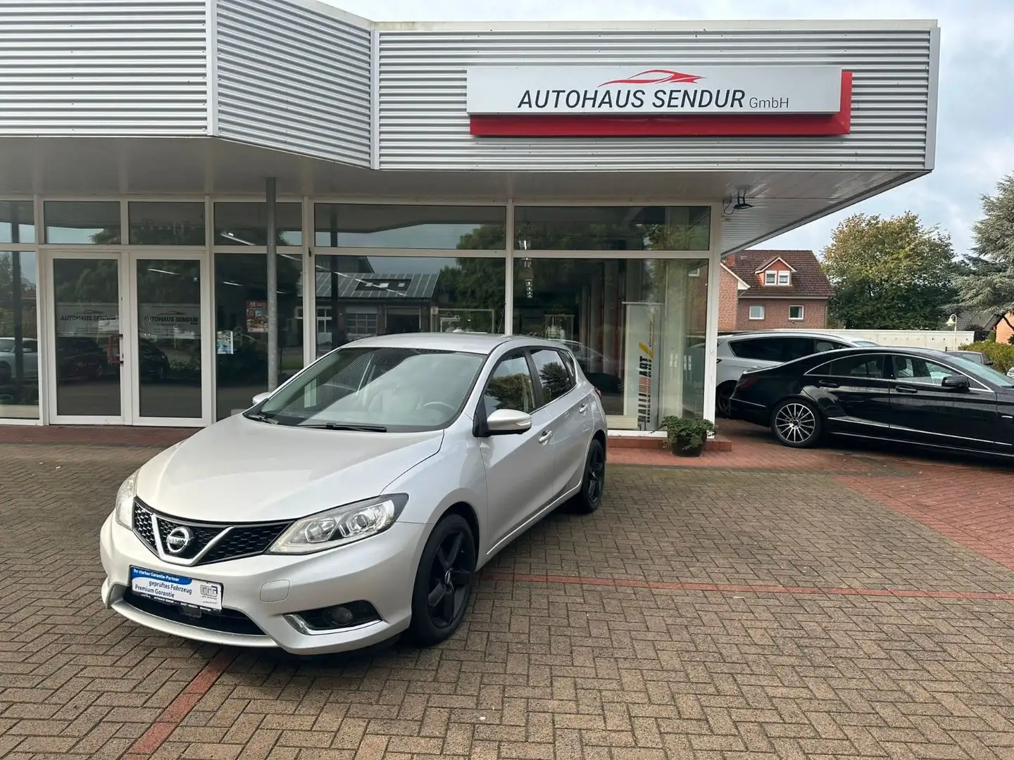 Nissan Pulsar Tekna *KAMERA*LEDER*SHZ*KLIMA Срібний - 1