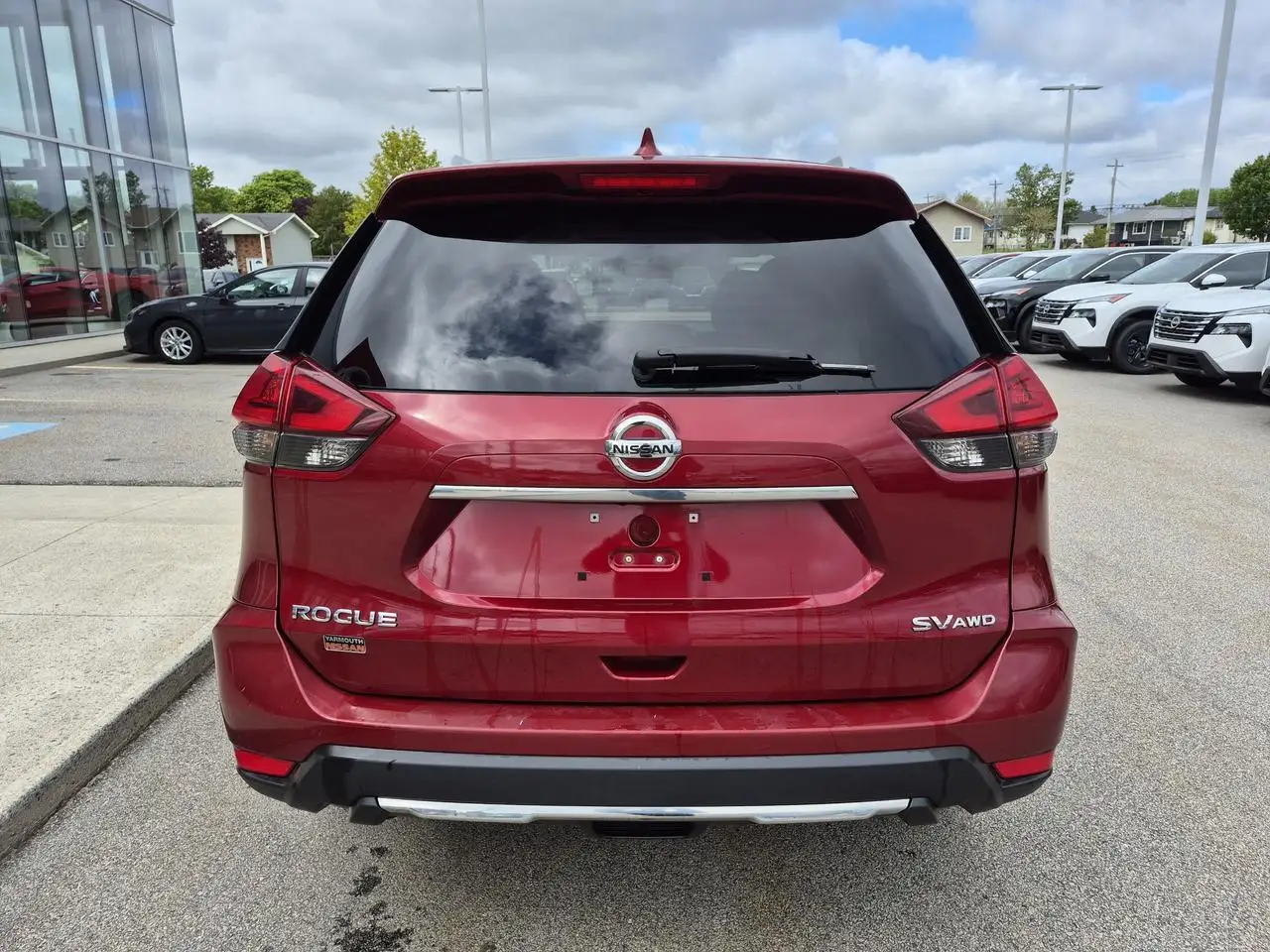 Nissan Rogue снимка Nissan Rogue