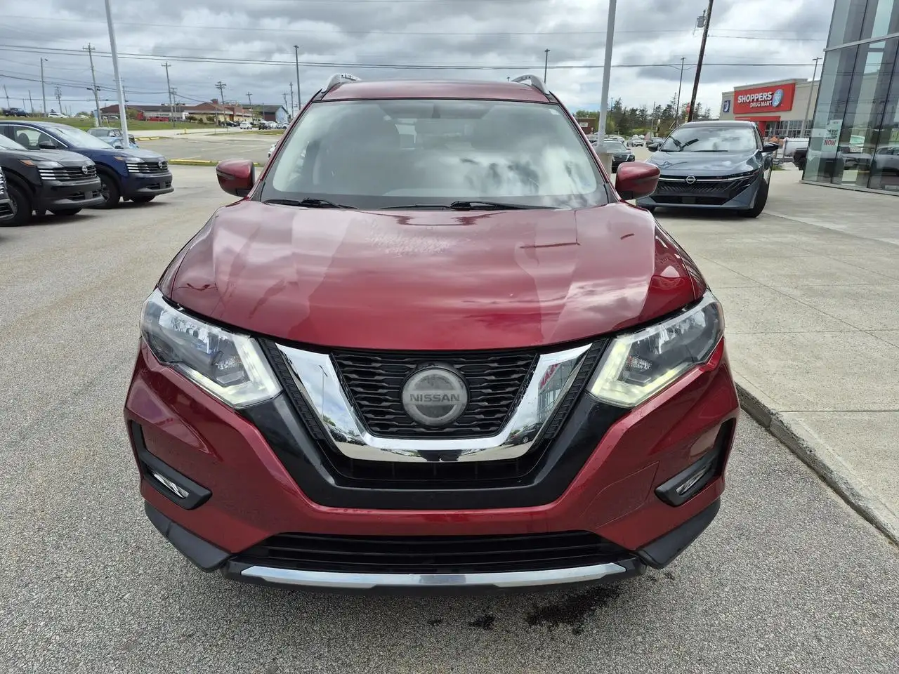 Nissan Rogue снимка Nissan Rogue