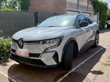 e-Megane E-Tech 60 kWh Techno R220 Comfort range Techno