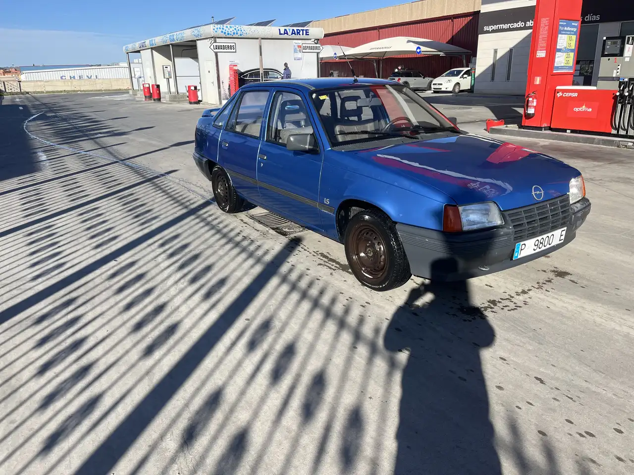 Opel Kadett 1.6S GL, foto 2