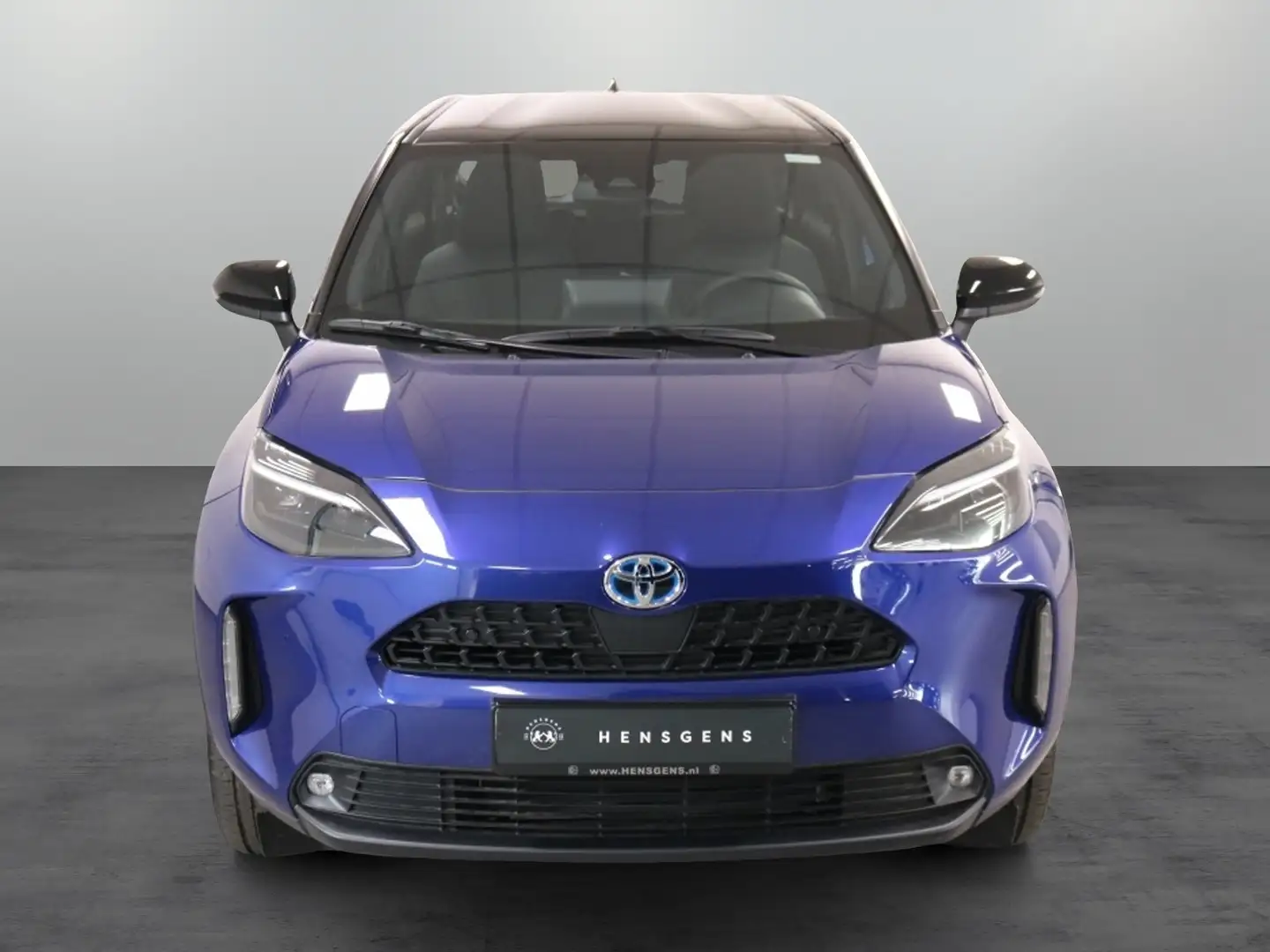 Toyota Yaris Cross 1.5 Hybrid Dynamic Plus | Two-Tone Blauw - 2