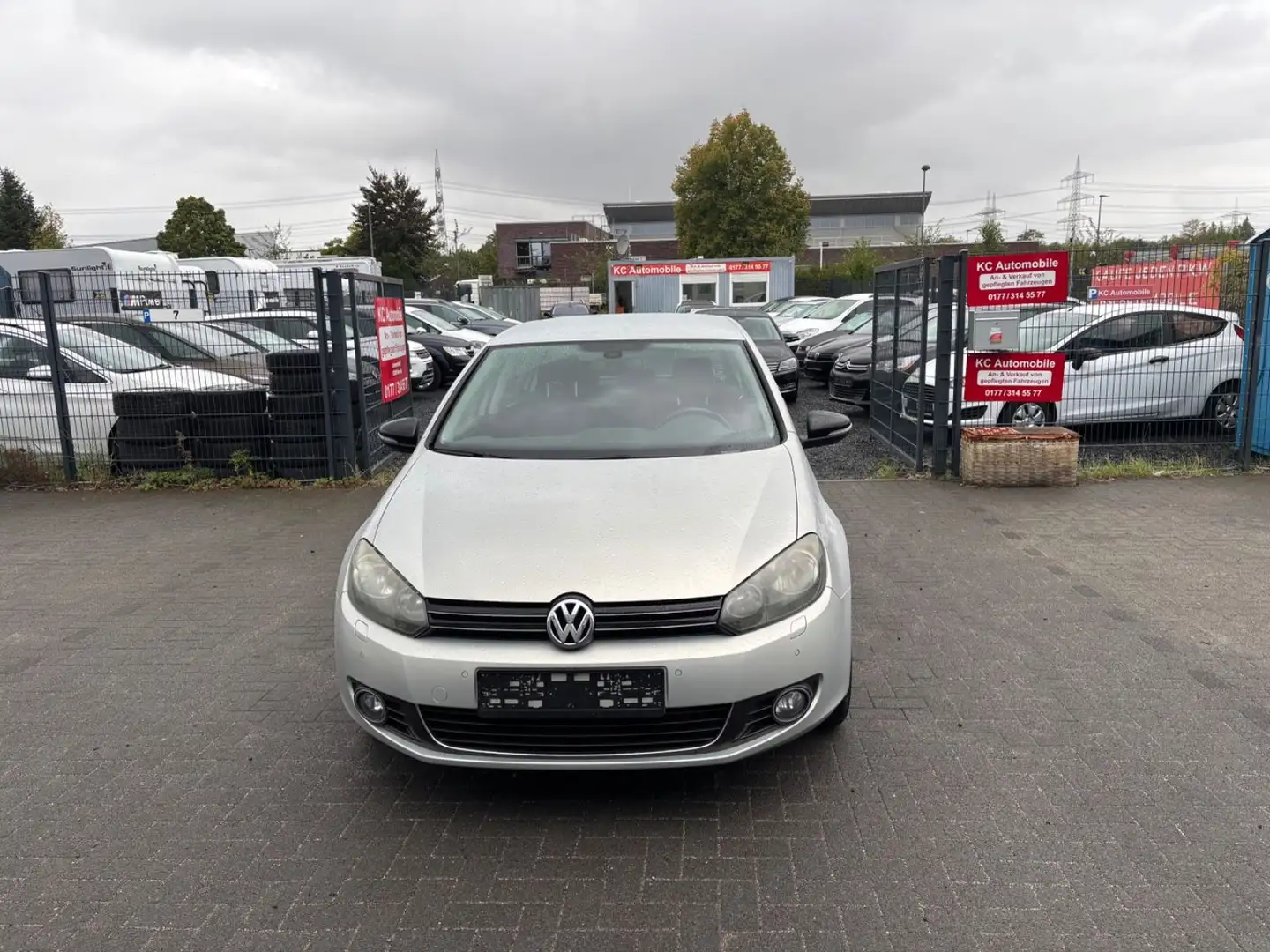 Volkswagen Golf VI Style*2HAND*NAVI*TÜV NEU* Gold - 2