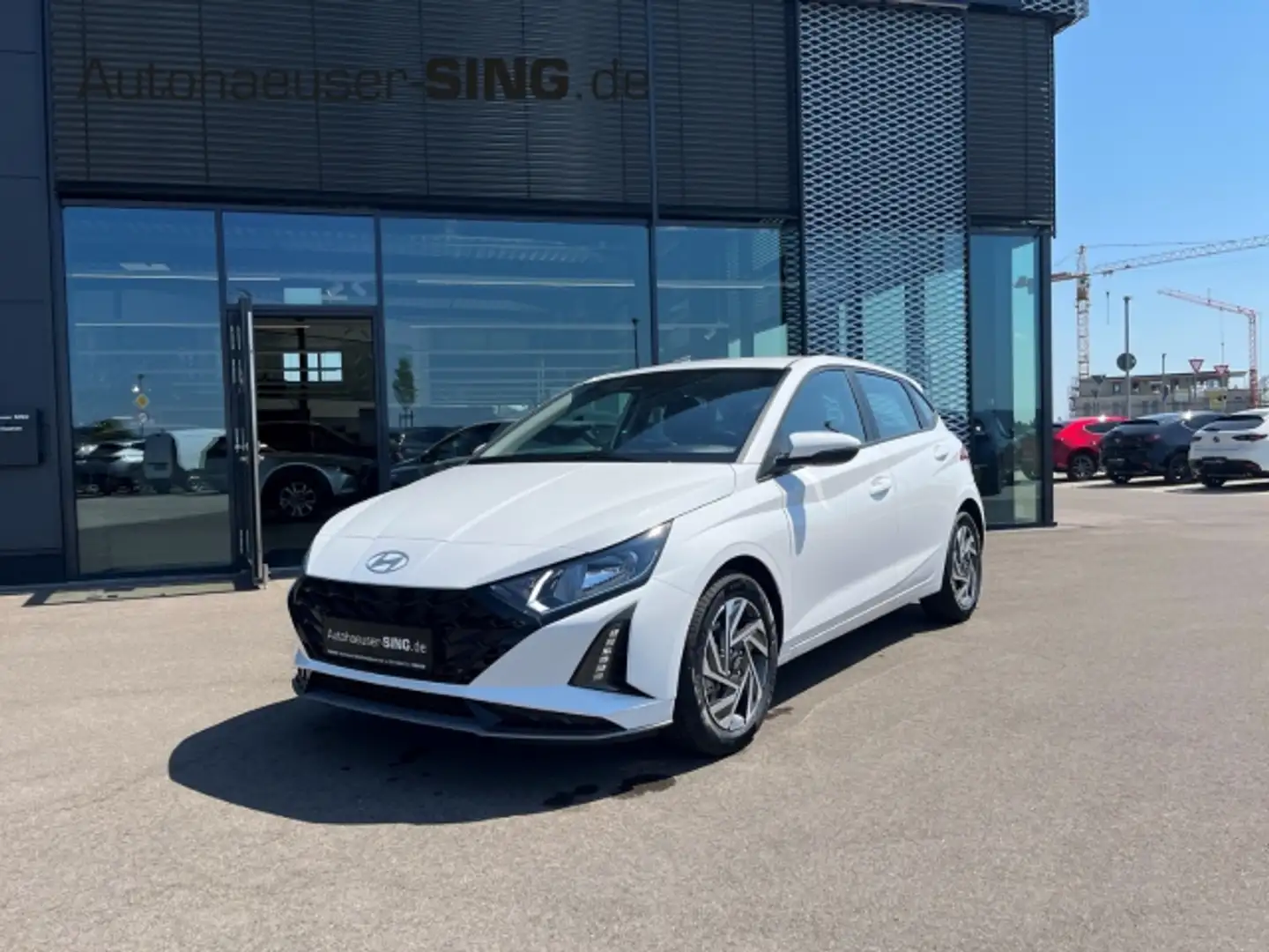 Hyundai i20 Automatik Alu Nav Kamera Sitz-Lenkradheizung Weiß - 1