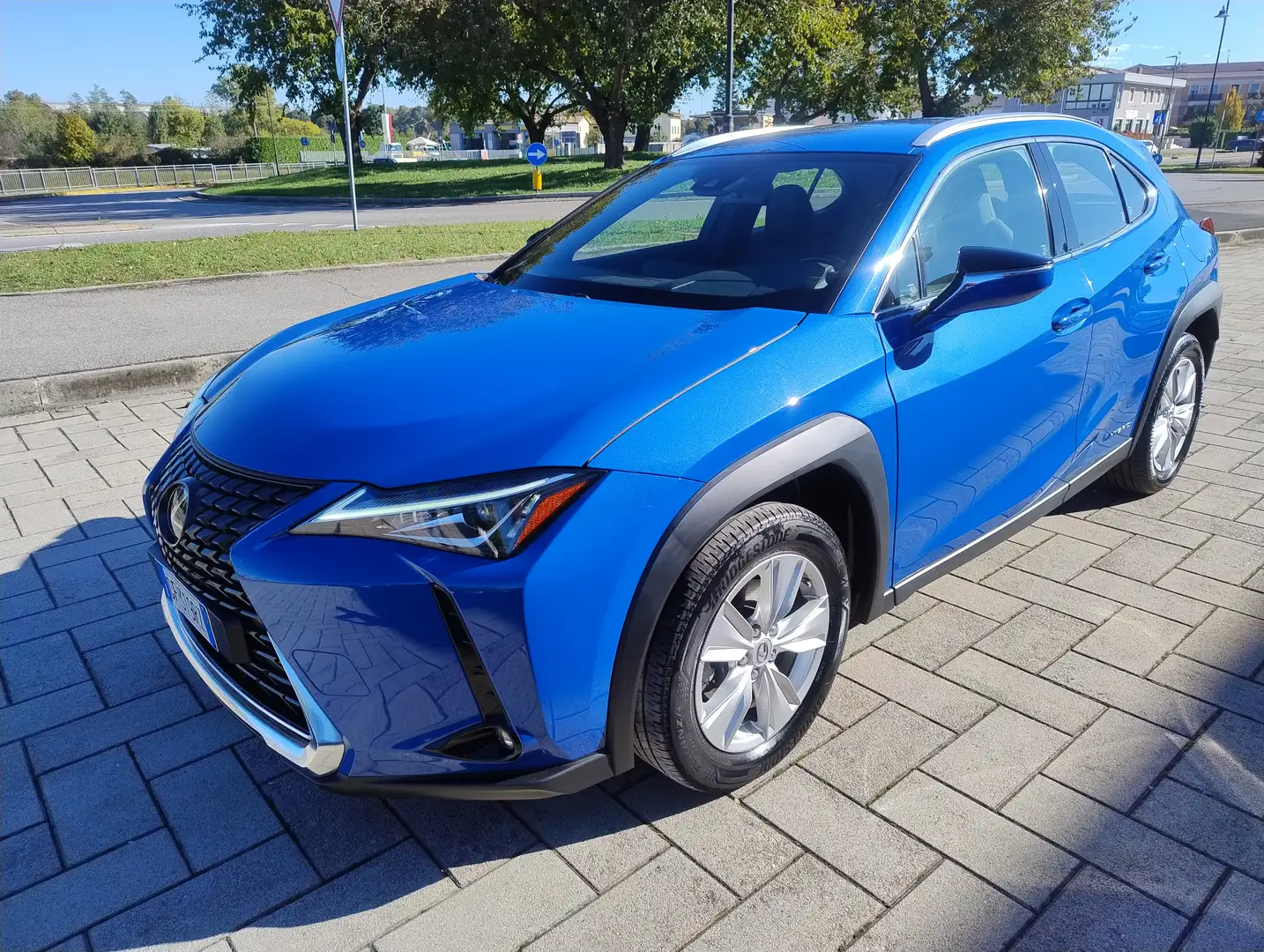 Lexus UX 200 UX 2019 250h 2.0 Business 2wd cvt my20 Azul - 1