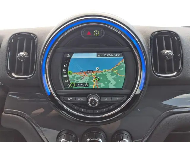 Mini Cooper Cooper view 11