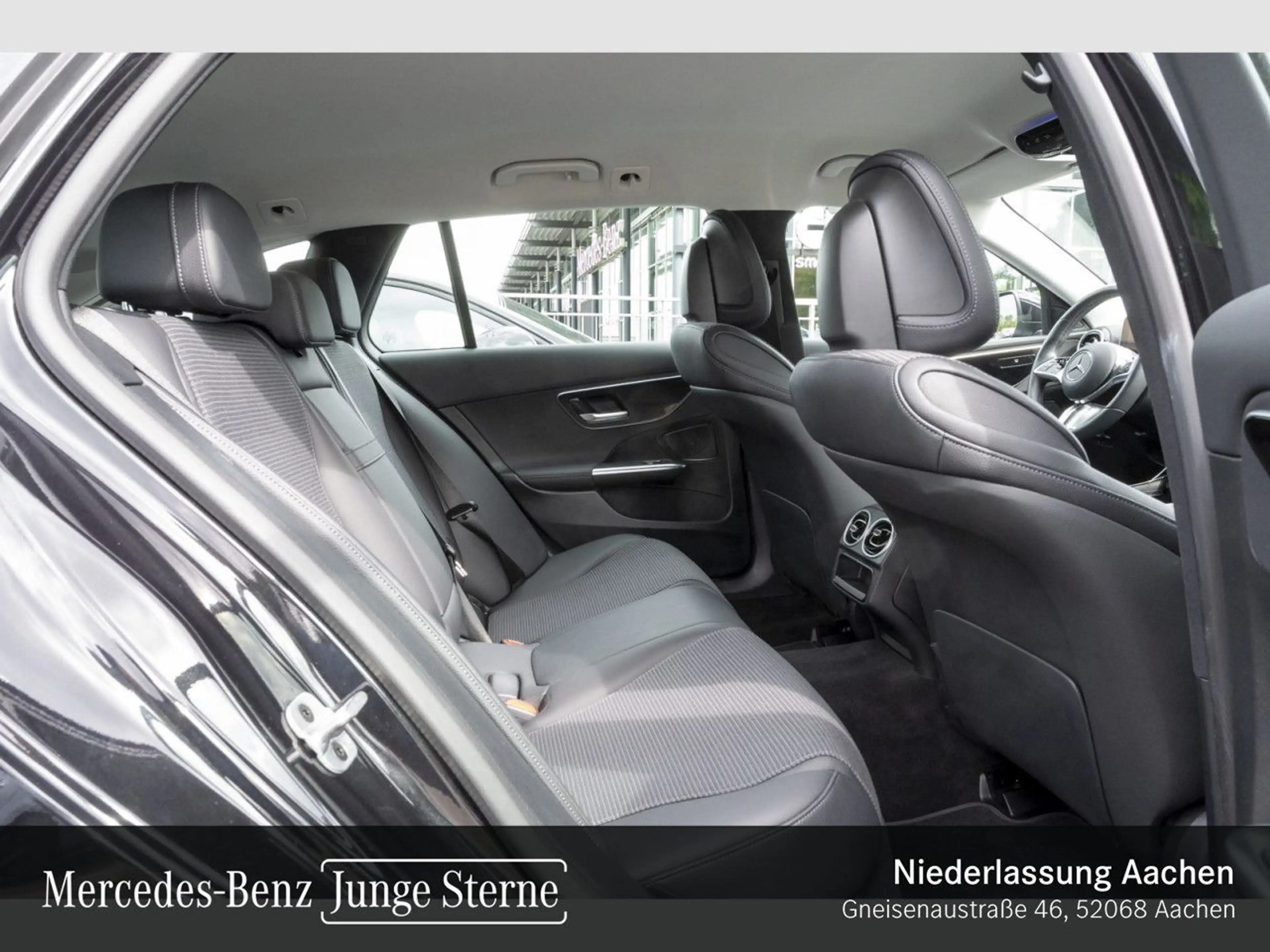 Mercedes-Benz C 200 T AVANTG+KAMERA+TOTW+KEYLESS+9G — photo 11