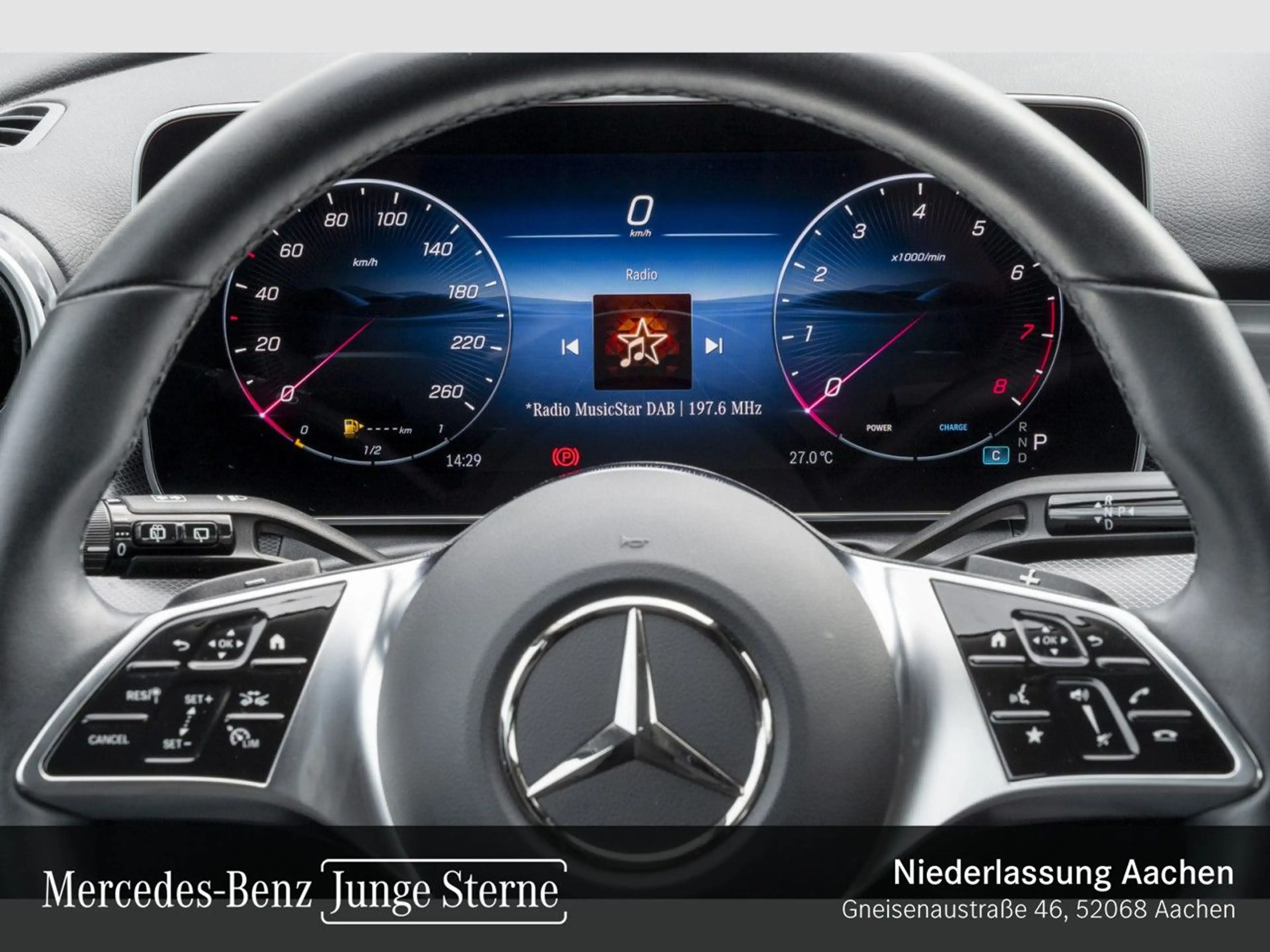 Mercedes-Benz C 200 T AVANTG+KAMERA+TOTW+KEYLESS+9G — photo 13