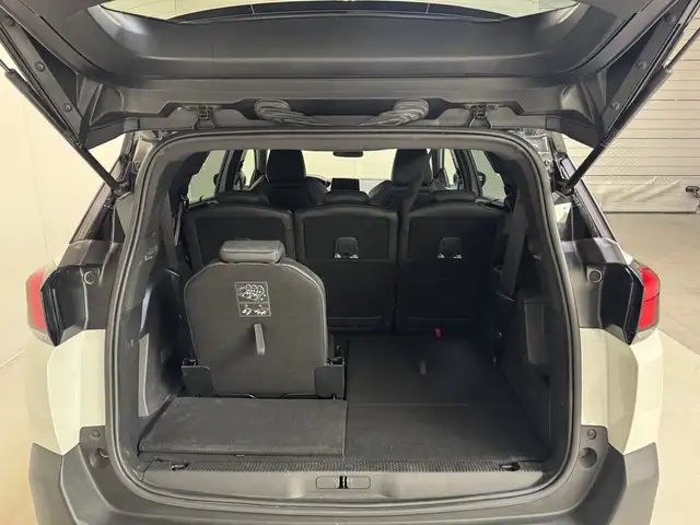 Peugeot 5008 view 23