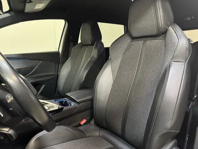 Peugeot 5008 view 19