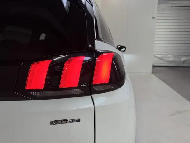 Peugeot 5008 view 24