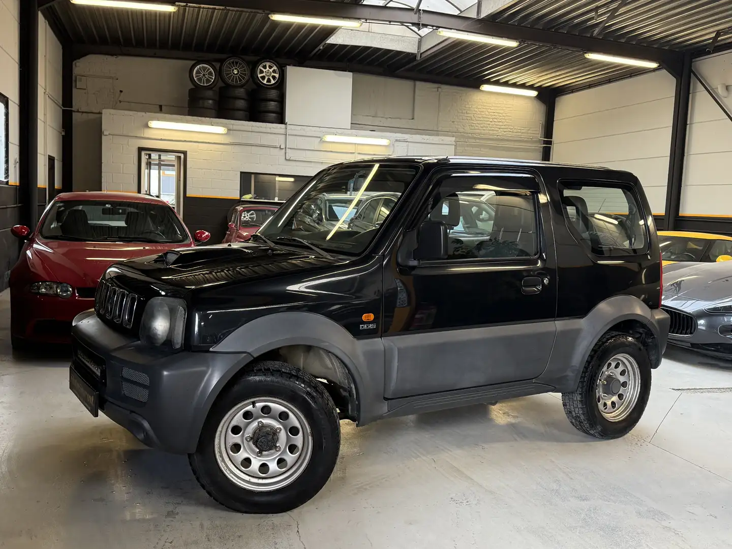 Suzuki Jimny 4 x 4 DIESEL DA VC VE TRES BON ETAT !!! Negro - 1