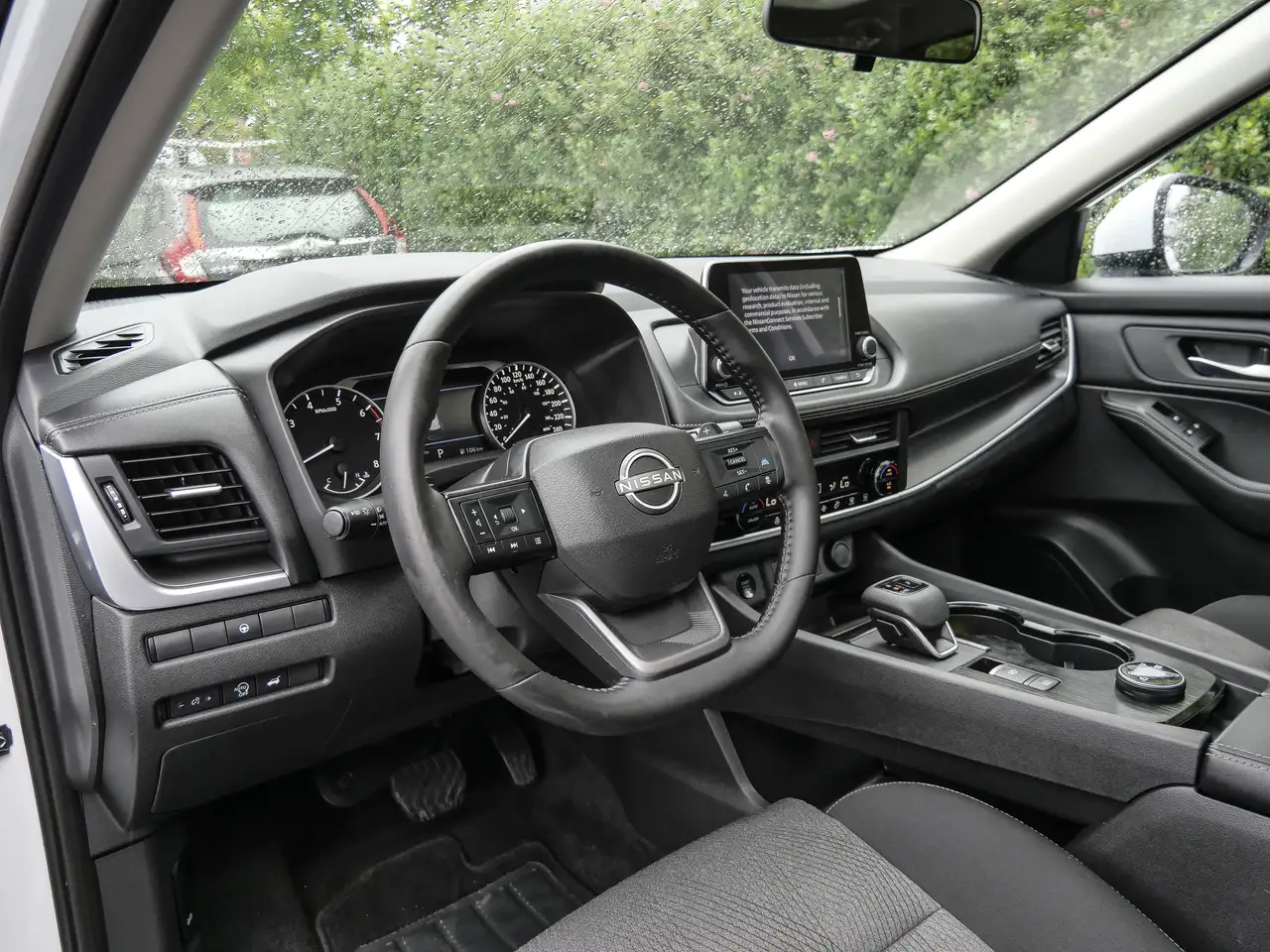 Nissan Rogue fotografie Nissan Rogue
