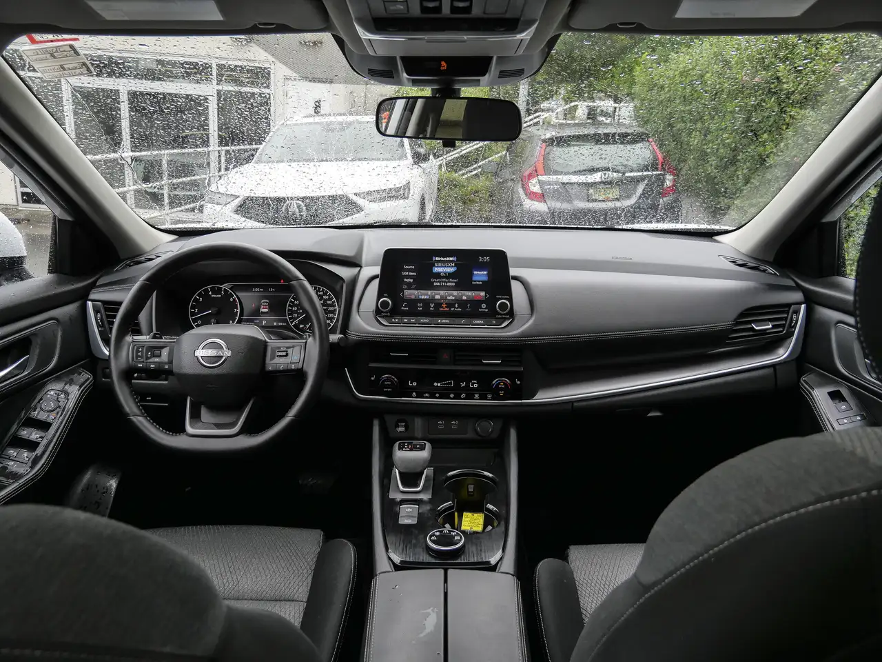 Nissan Rogue fotografie Nissan Rogue