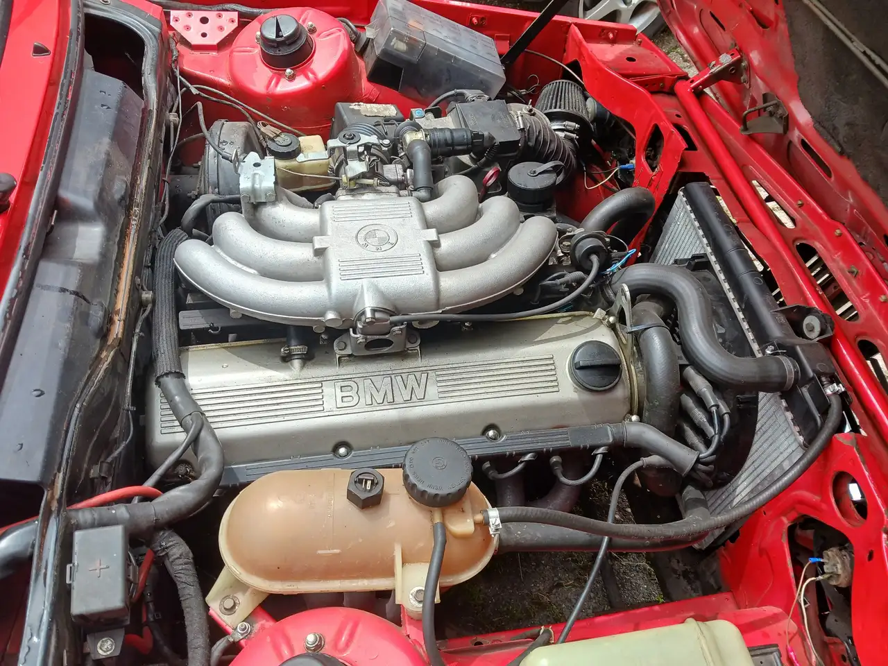 BMW 323i e21, foto 2