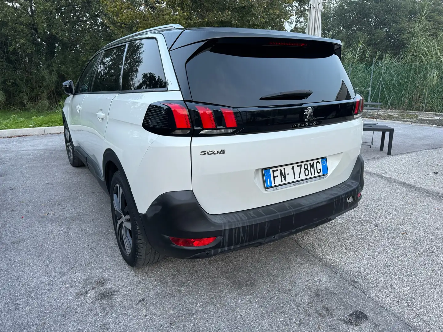 Peugeot 5008 1.6 bluehdi Allure s&s 120cv 7p.ti eat6 - 1