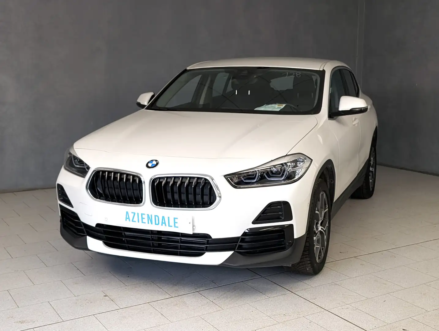 BMW X2 SDRIVE18I 136CV ADVANTAGE Білий - 2