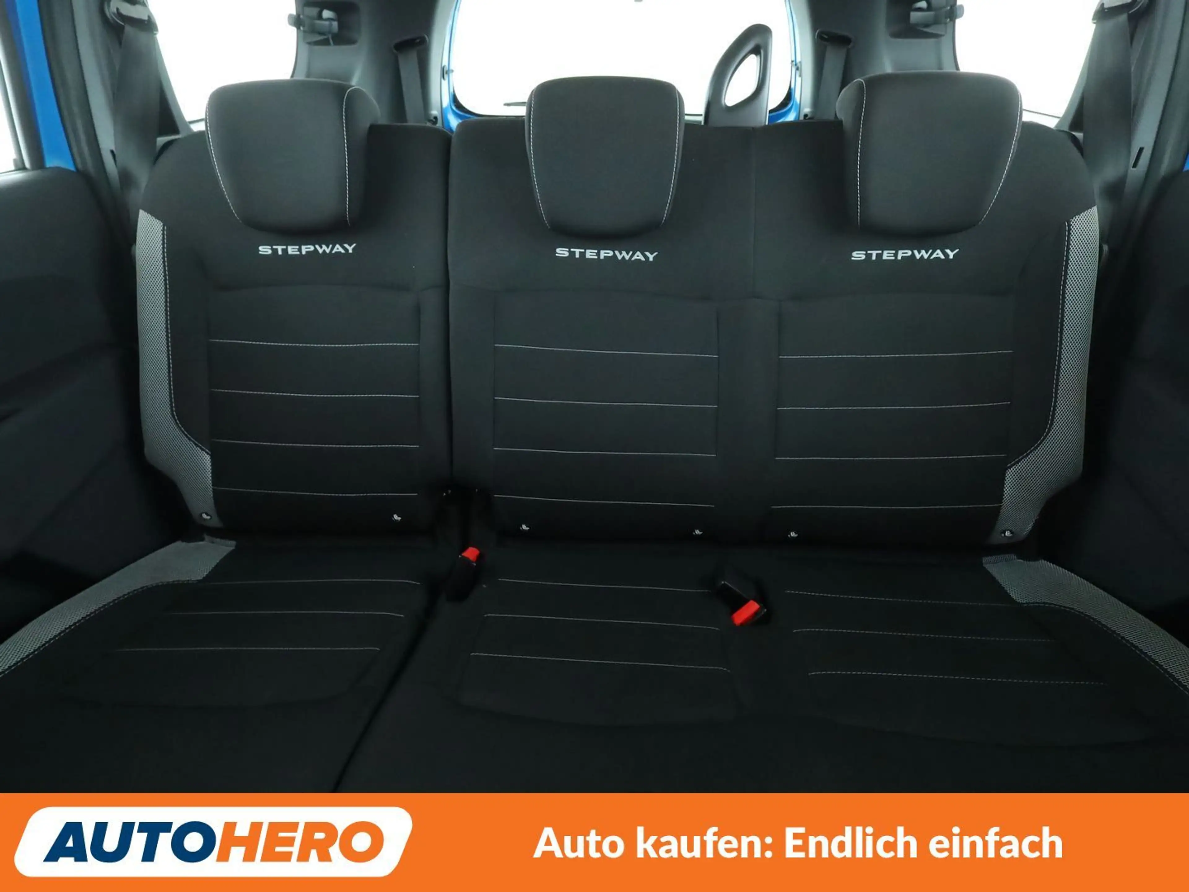 Dacia Lodgy 1.2 TCe Stepway*NAVI*PDC*TEMPO*KLIMA*7-SITZER* — photo 15