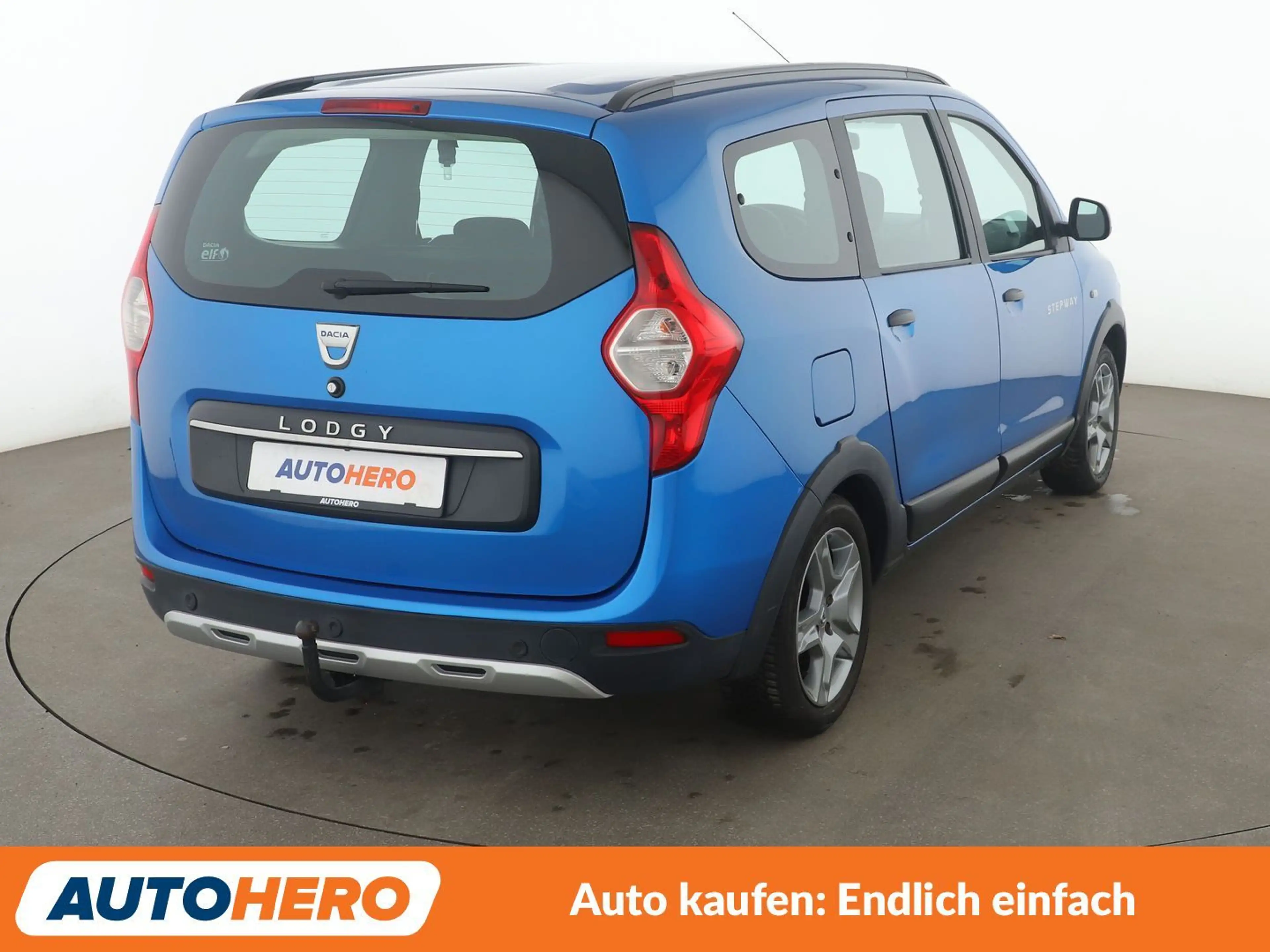 Dacia Lodgy 1.2 TCe Stepway*NAVI*PDC*TEMPO*KLIMA*7-SITZER* — photo 6