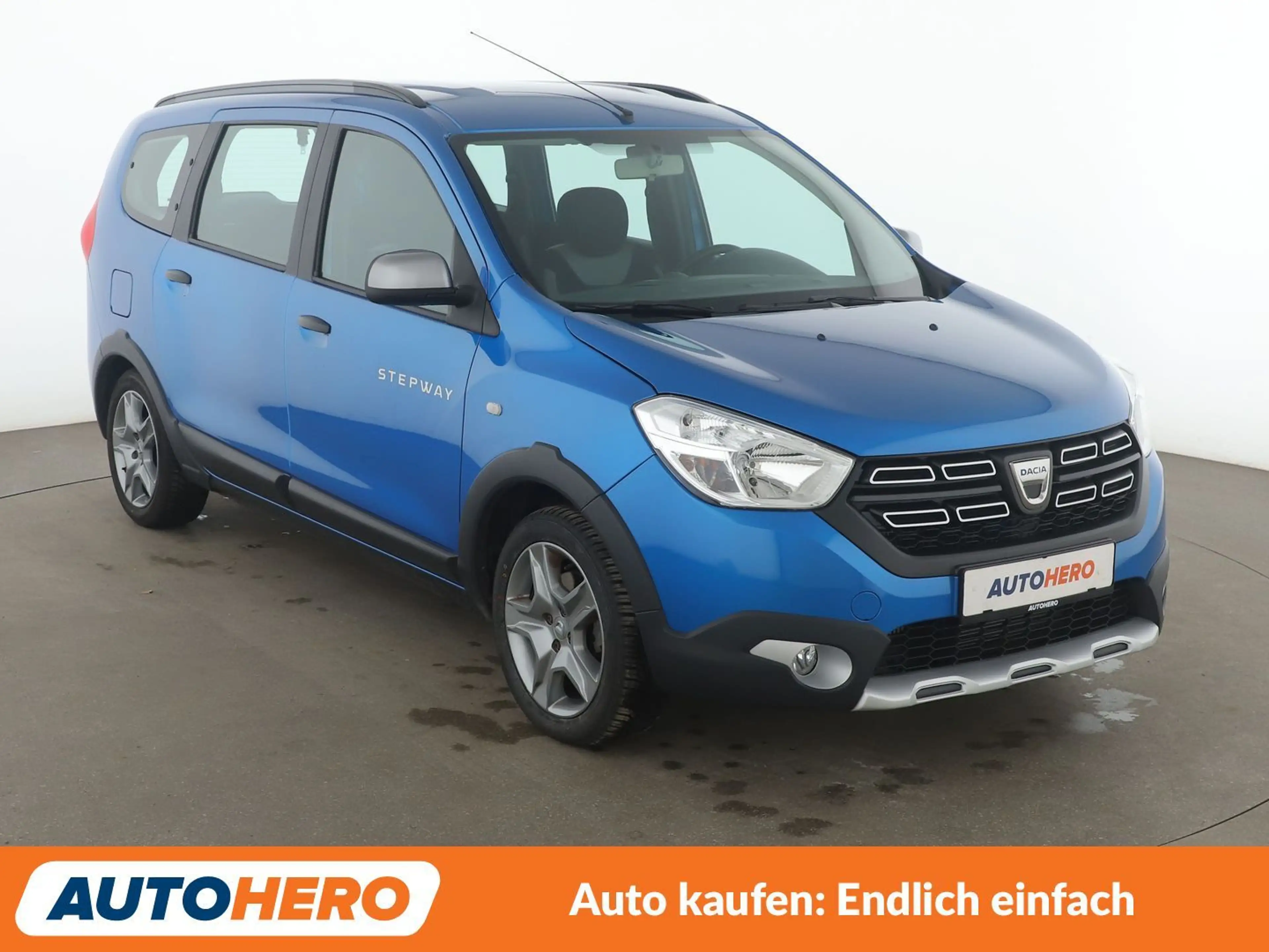 Dacia Lodgy 1.2 TCe Stepway*NAVI*PDC*TEMPO*KLIMA*7-SITZER* — photo 8