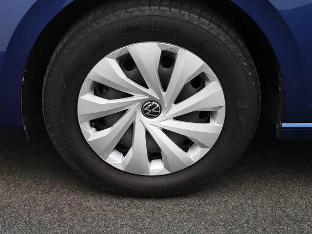 Volkswagen Polo view 12
